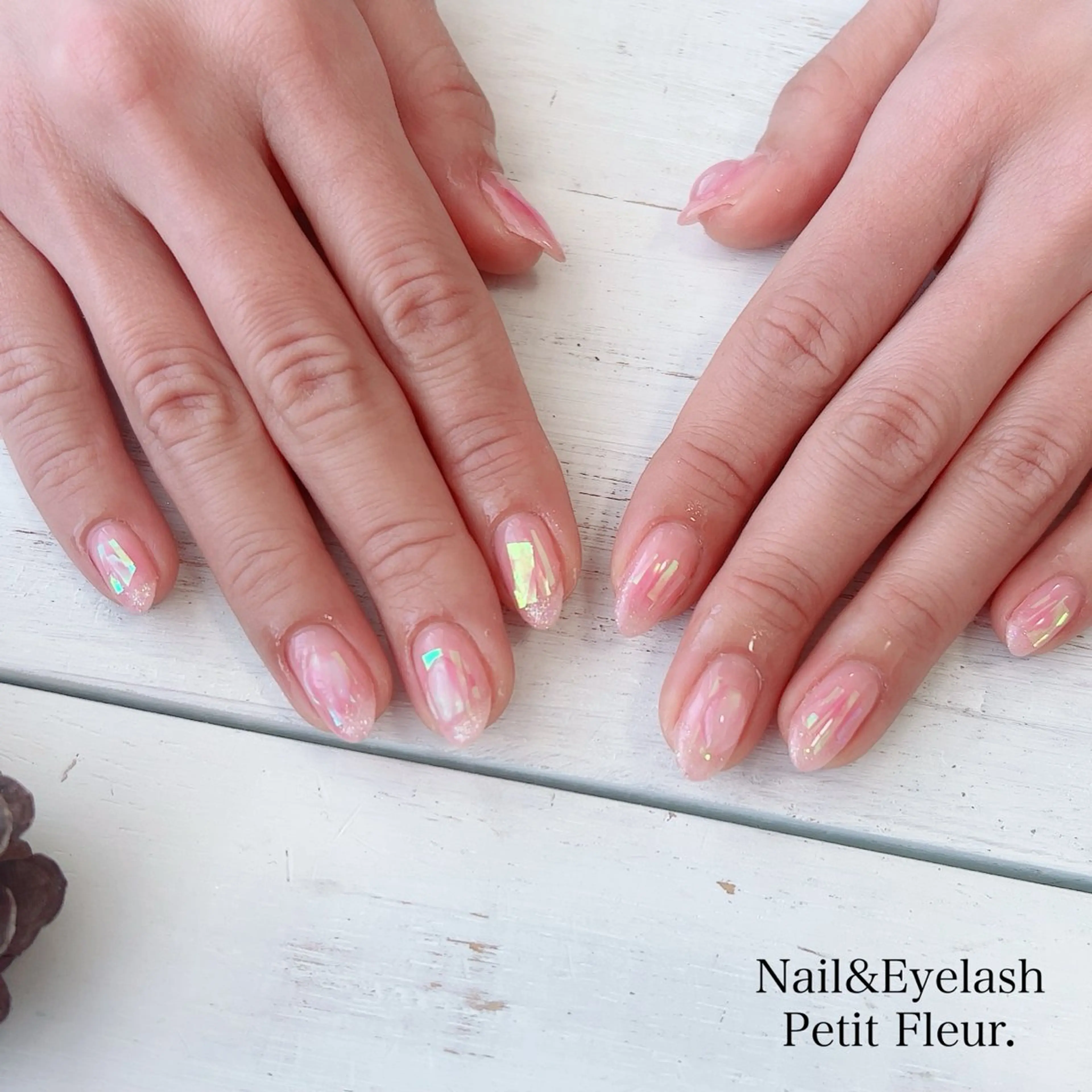 ネイル Petit Fleur所属・青柳 亜梨奈のマツエク・マツパデザイン