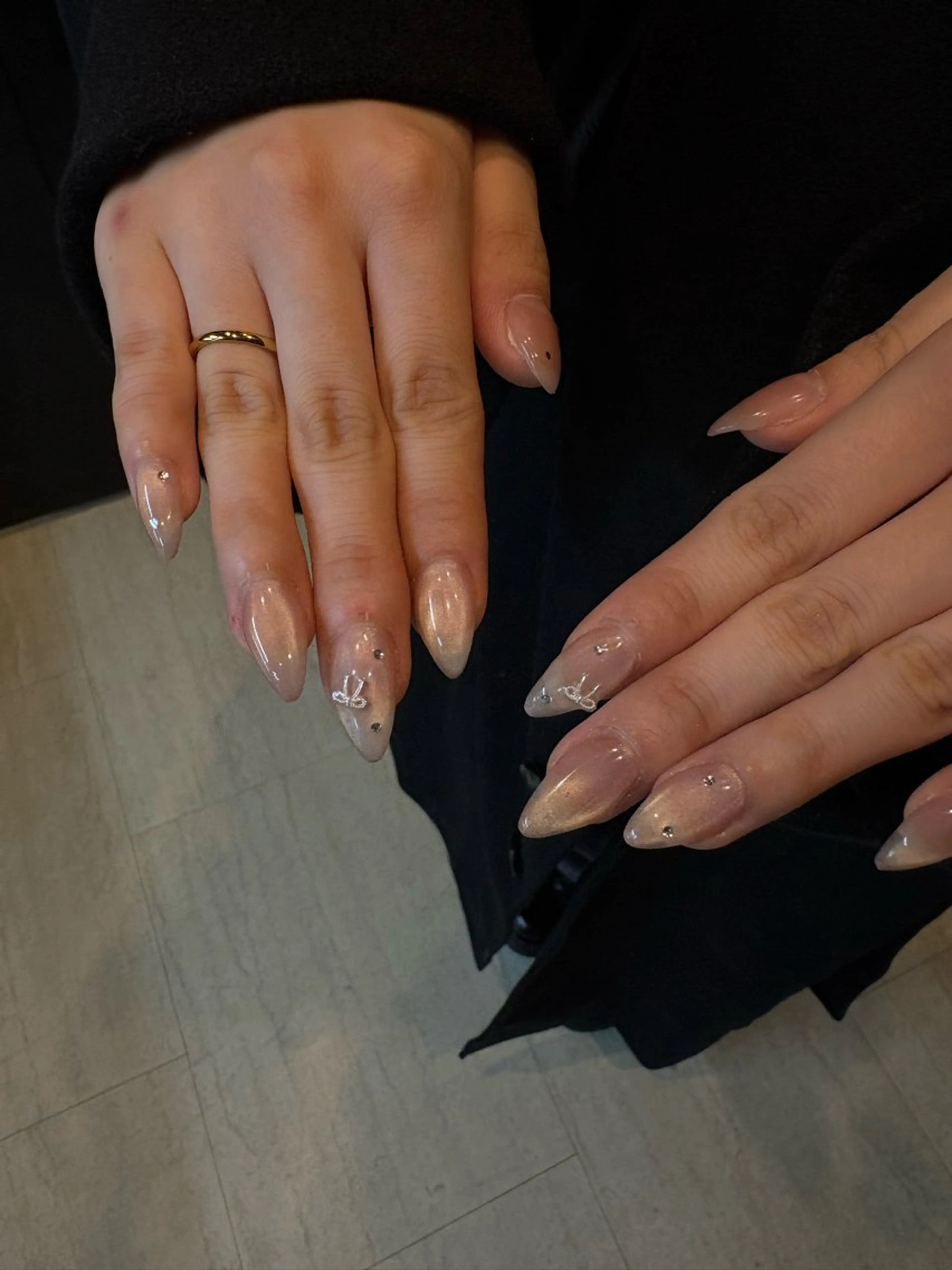 ネイル ハンドネイル フットネイル limo/ kotomiのネイルデザイン