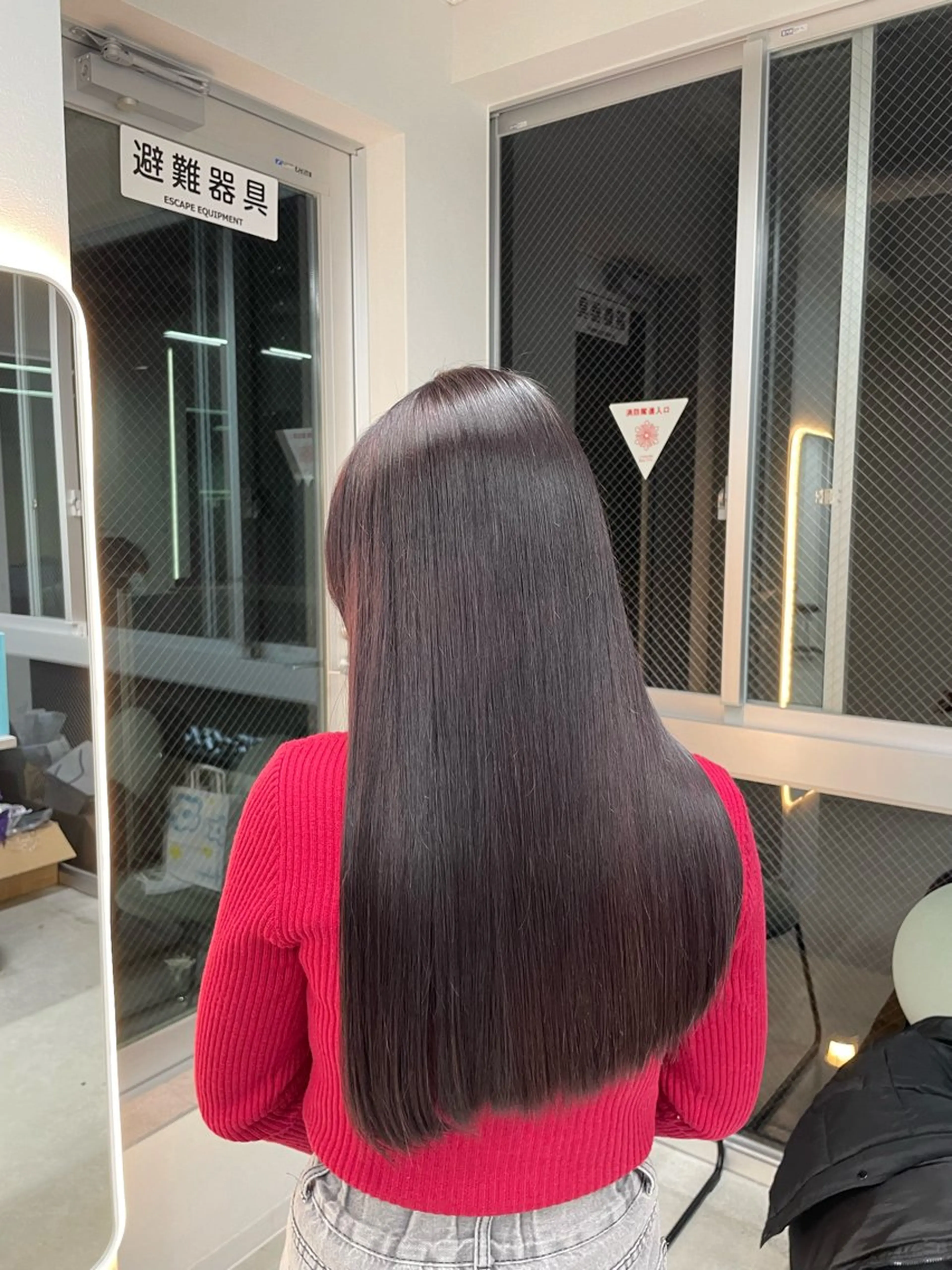 ロング ヘアカラー GISEL TAKUYAのヘアスタイル