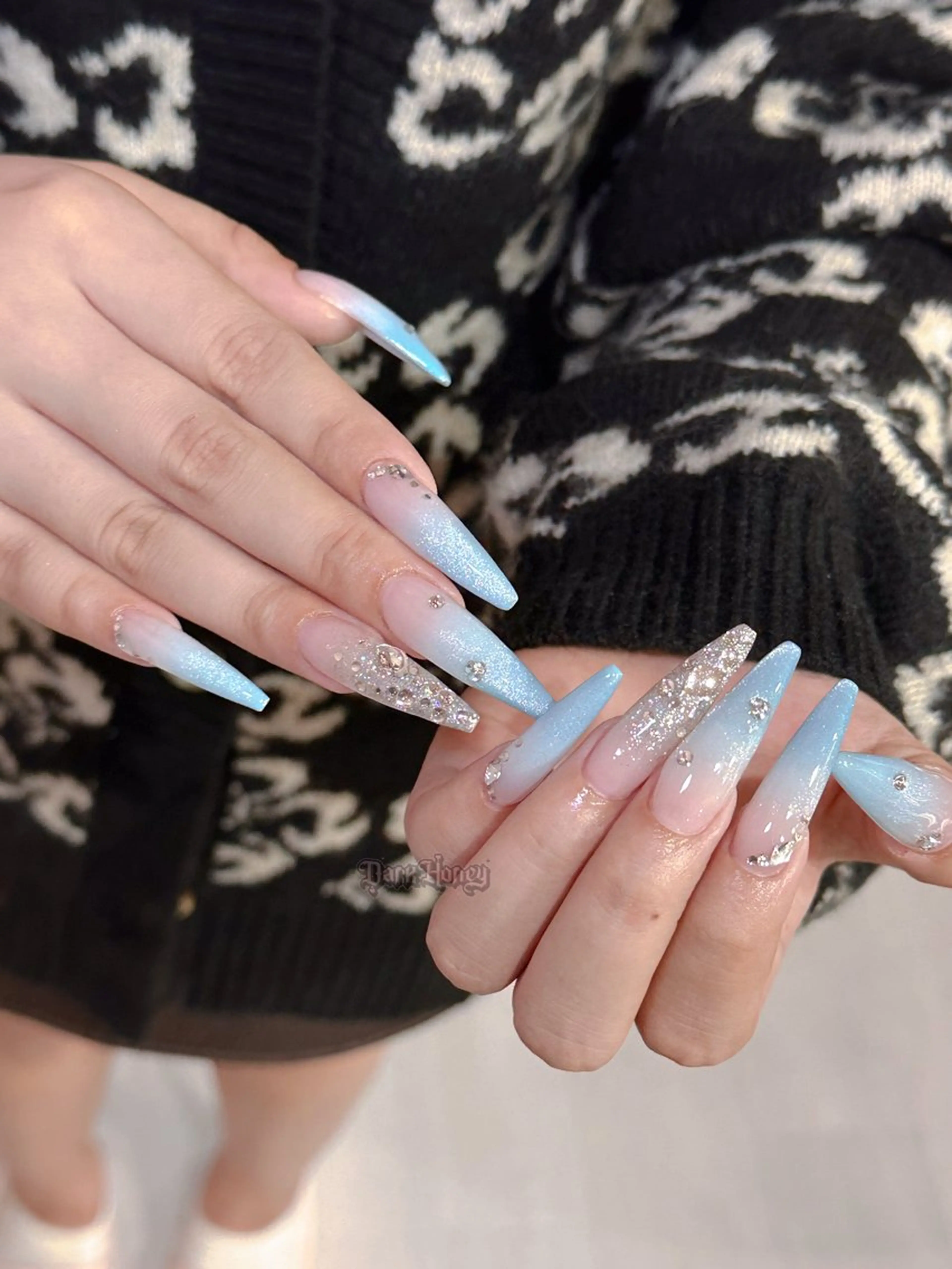 ネイル ハンドネイル ハンドケア DarkHoney 池袋店のネイルデザイン