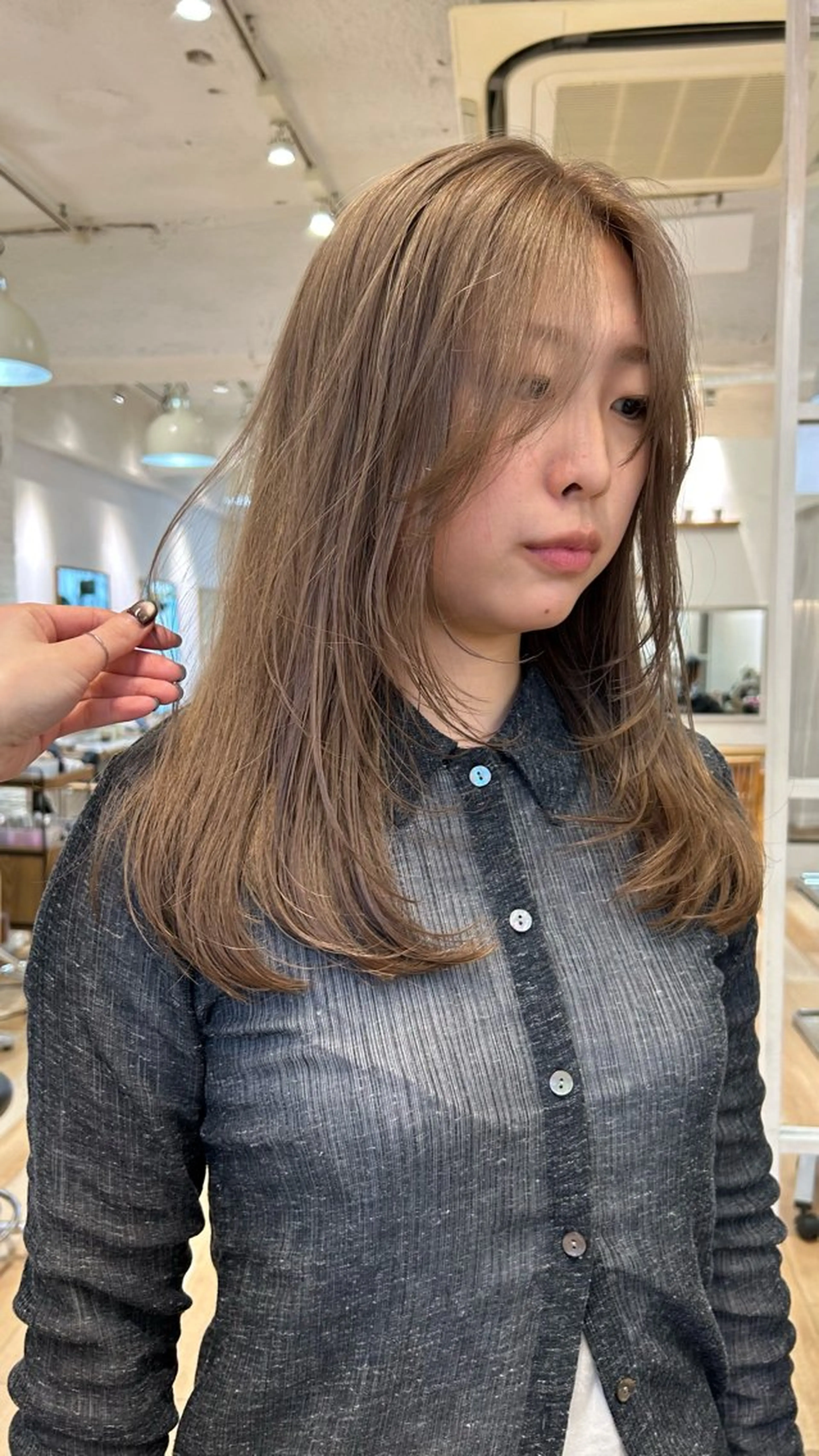 セミロング カラー ヘアカラー じゅわっと暖色カラー 🍊Moemiのヘアスタイル