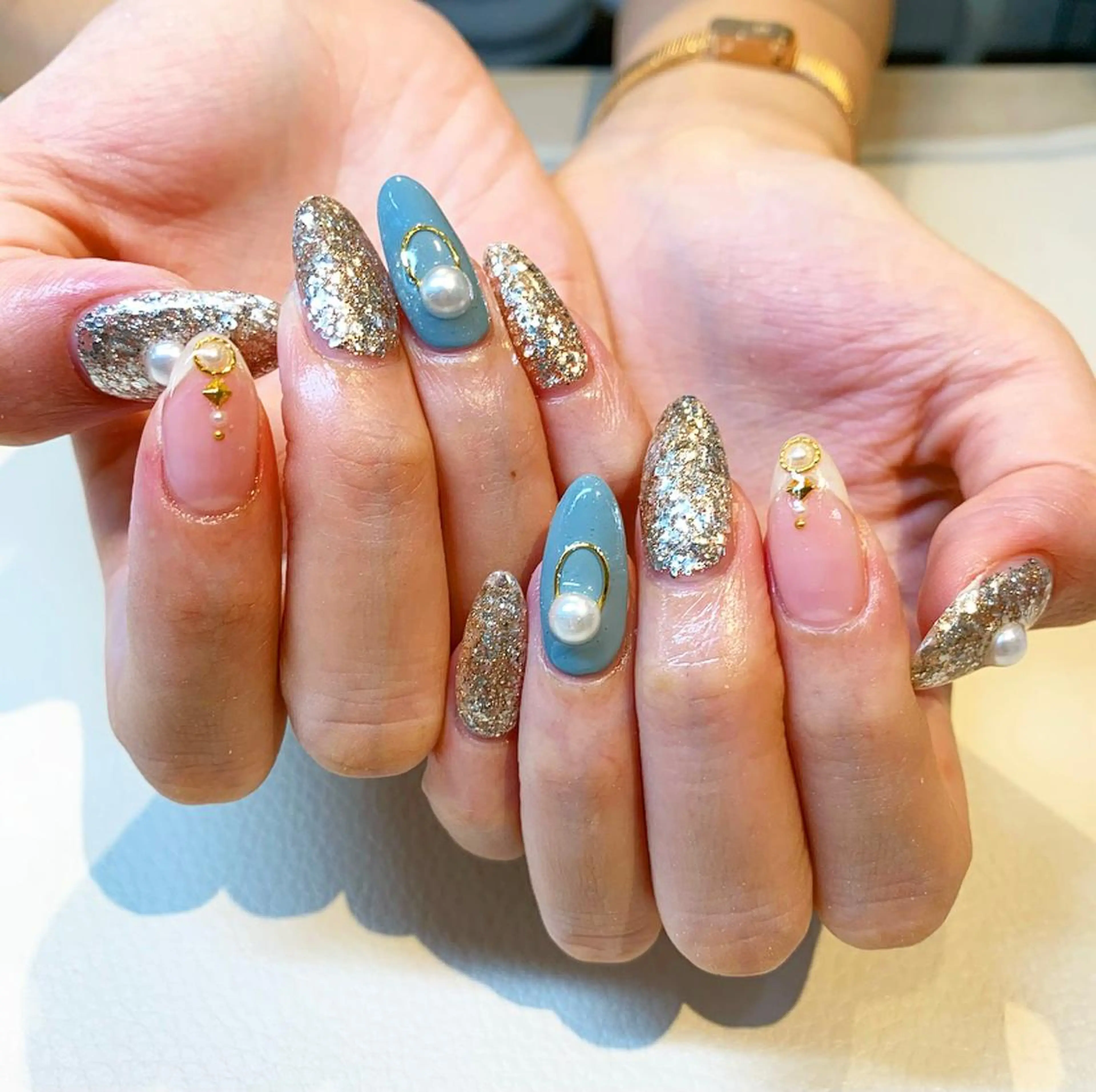 ネイル ハンドネイル 鈴木 華乃のネイルデザイン