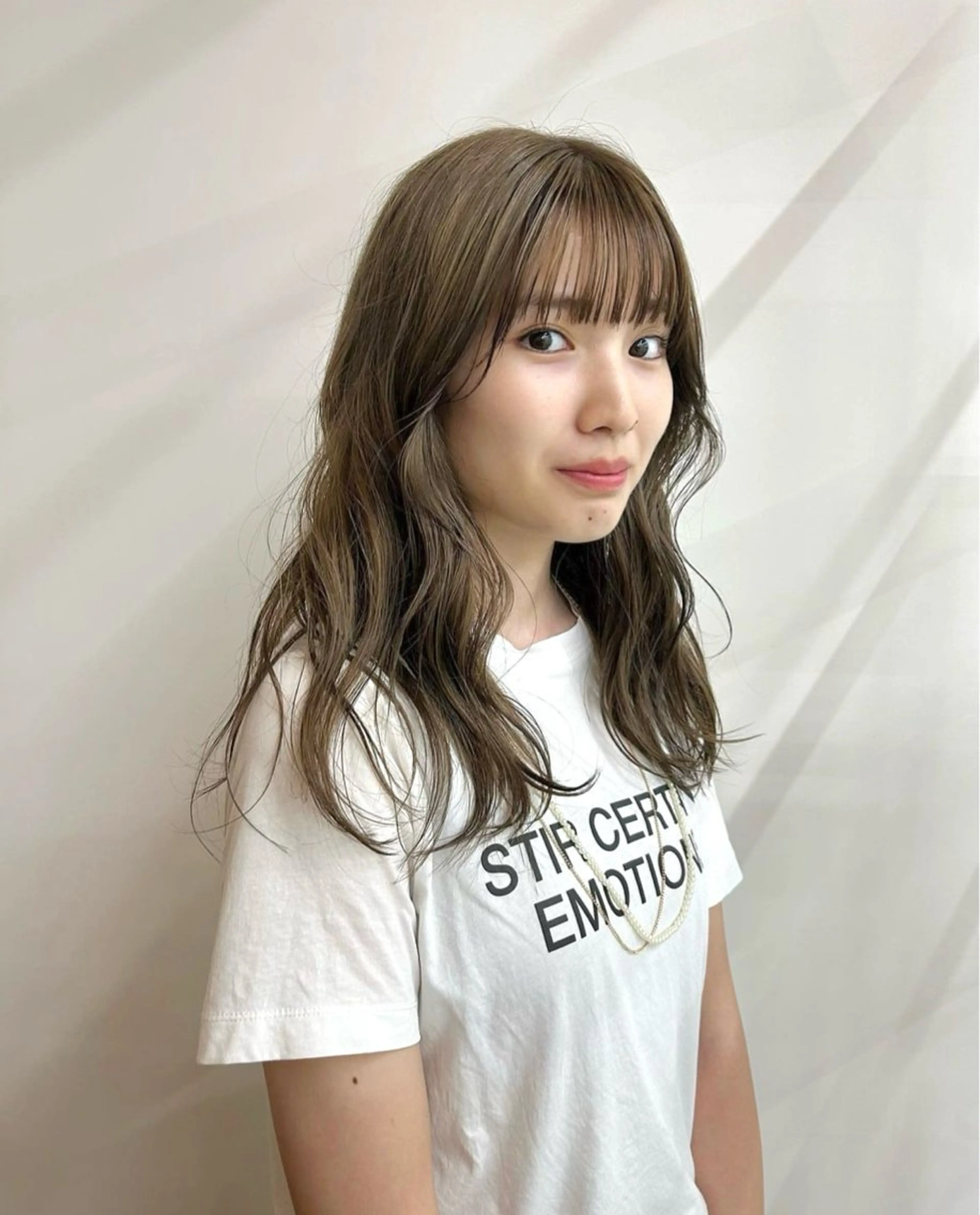 ロング カラー ヘアカラー トリートメント カットモデル/ ハイトーン/ゆうあのヘアスタイル