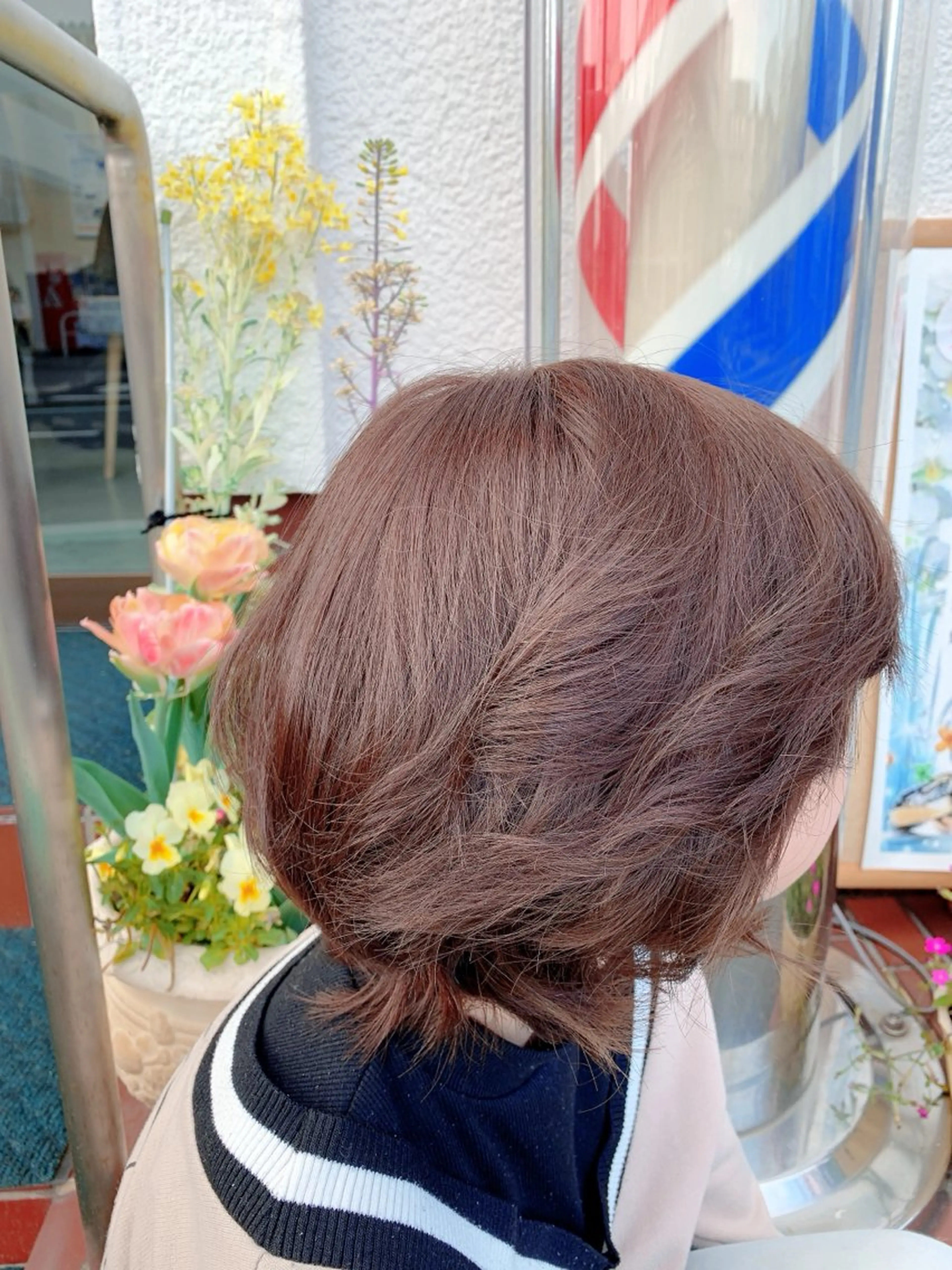 カラー グレージュ 竹内 秀美のヘアスタイル
