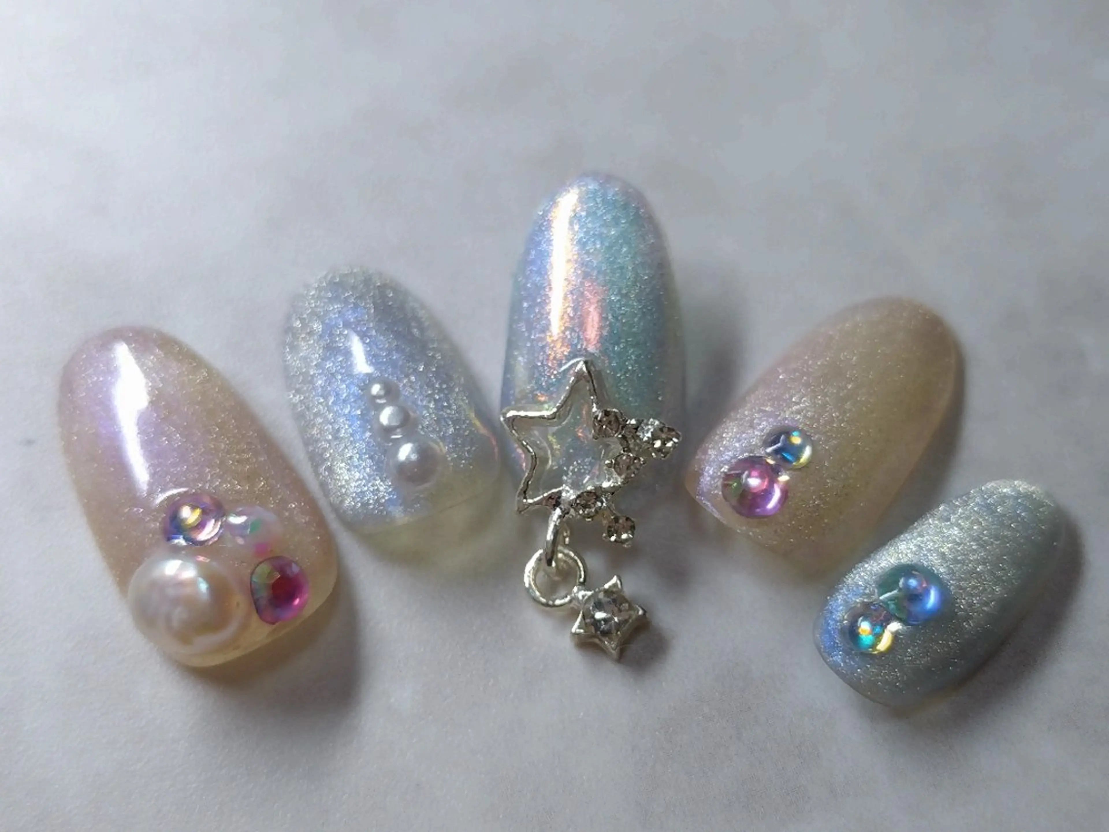 ネイル マグネットネイル ハンドネイル AG nail 〚　yuka　〛のネイルデザイン