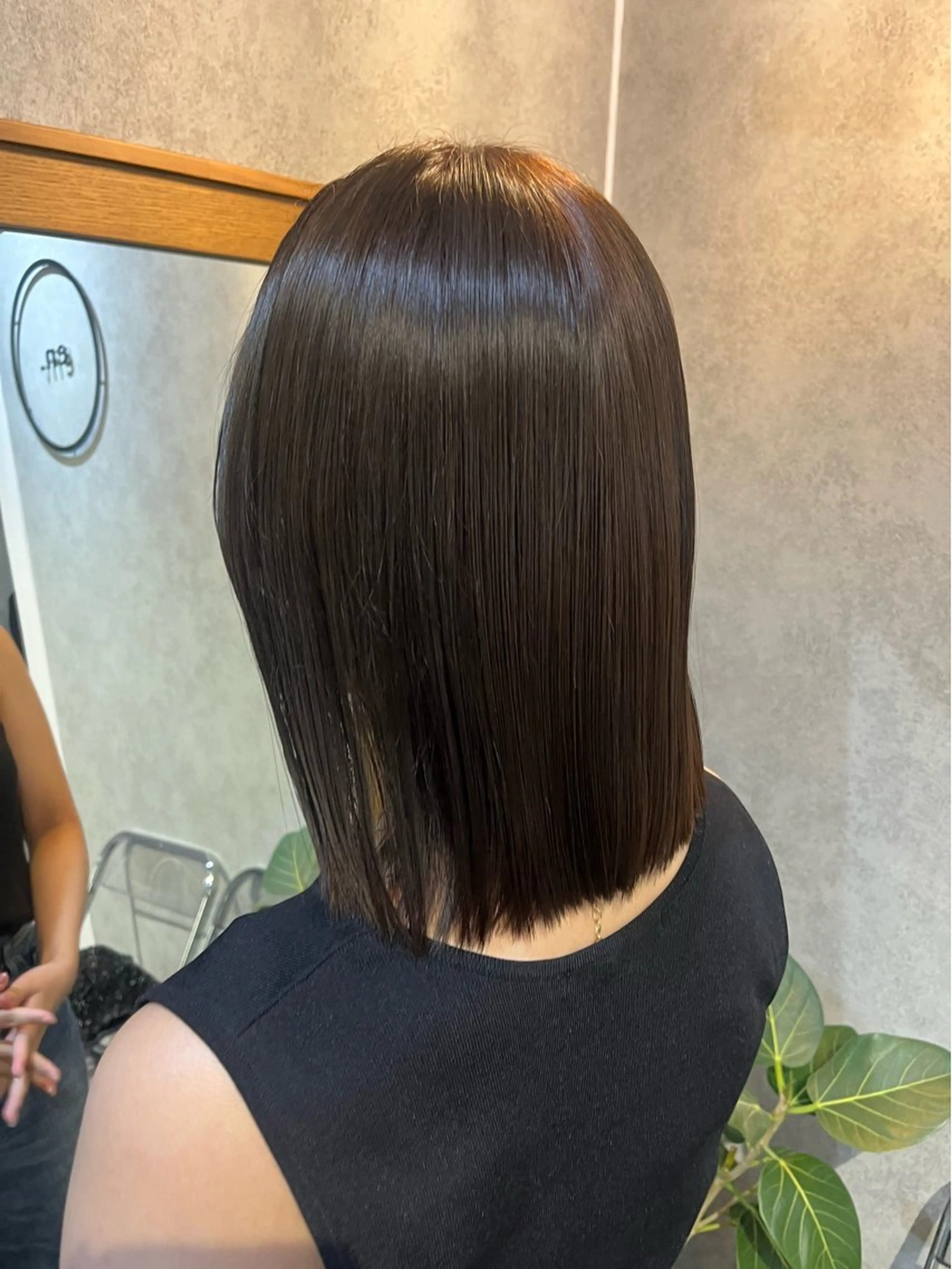 ミディアム カラー カット ヘアカラー トリートメント ボブ/プツッとボブ/ 暖色カラー/モエのヘアスタイル