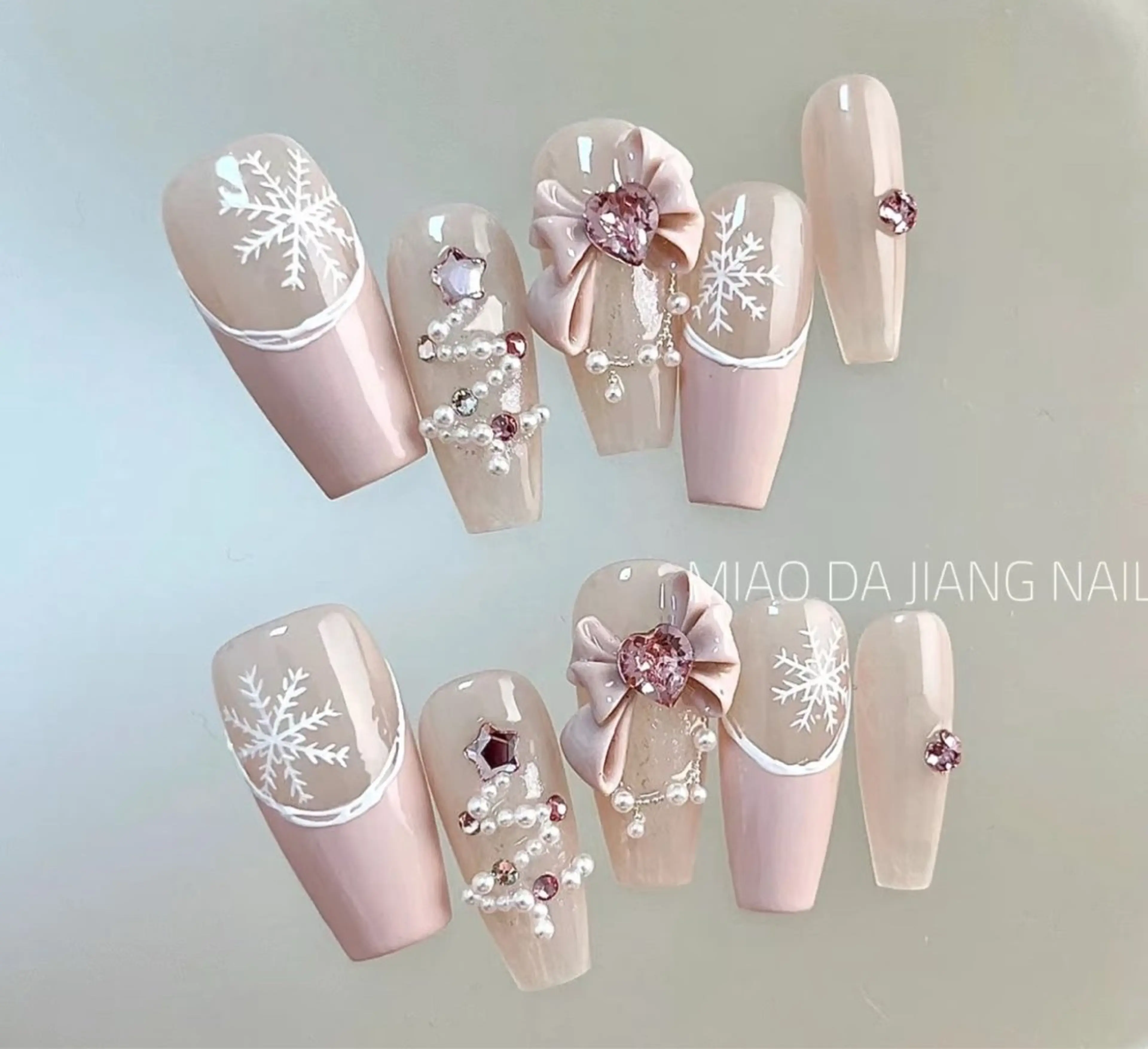 ネイル 長さだし専門店 M2　rikaのネイルデザイン