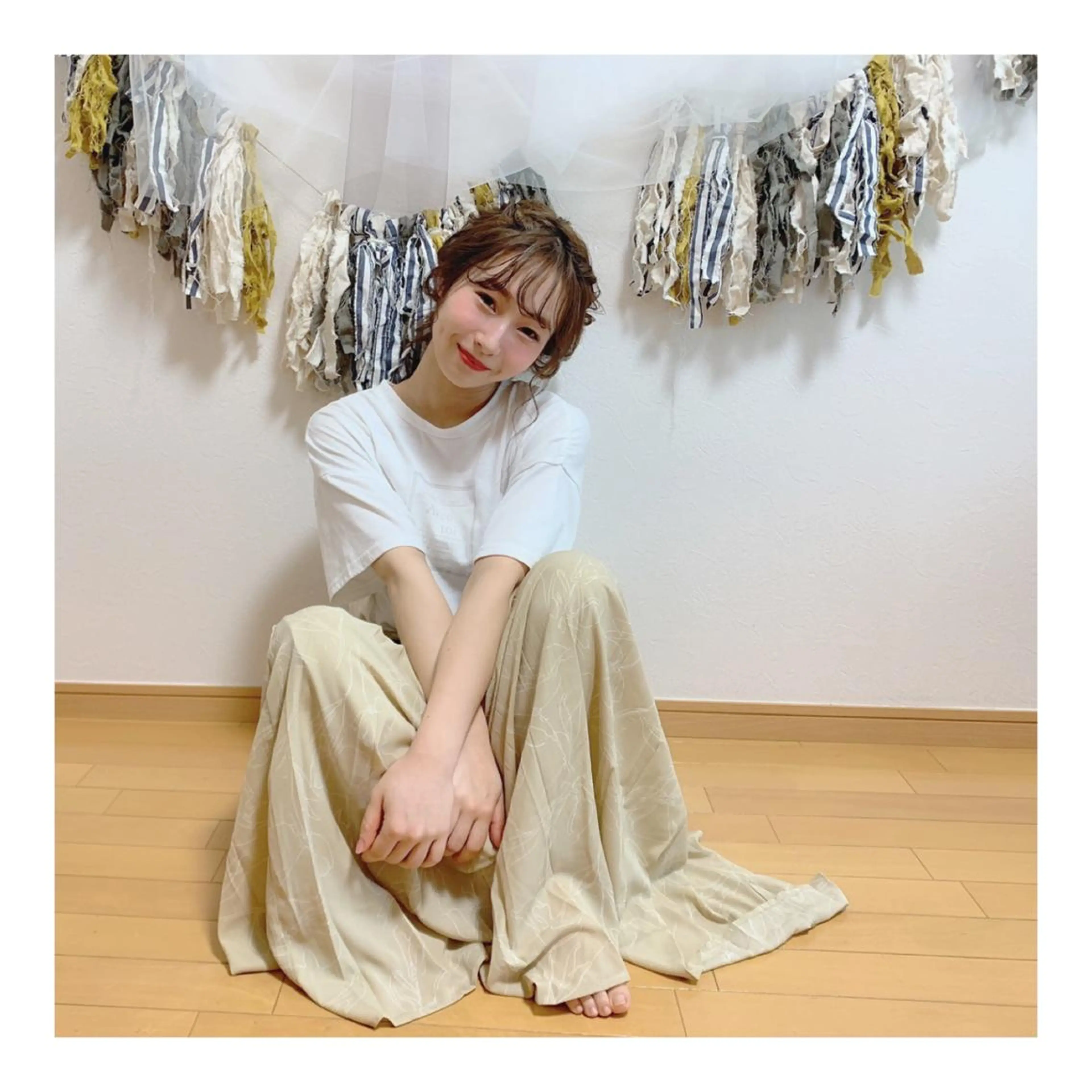 ミディアム ヘアアレンジ ヘアアンドメイクムタ 新居のヘアスタイル