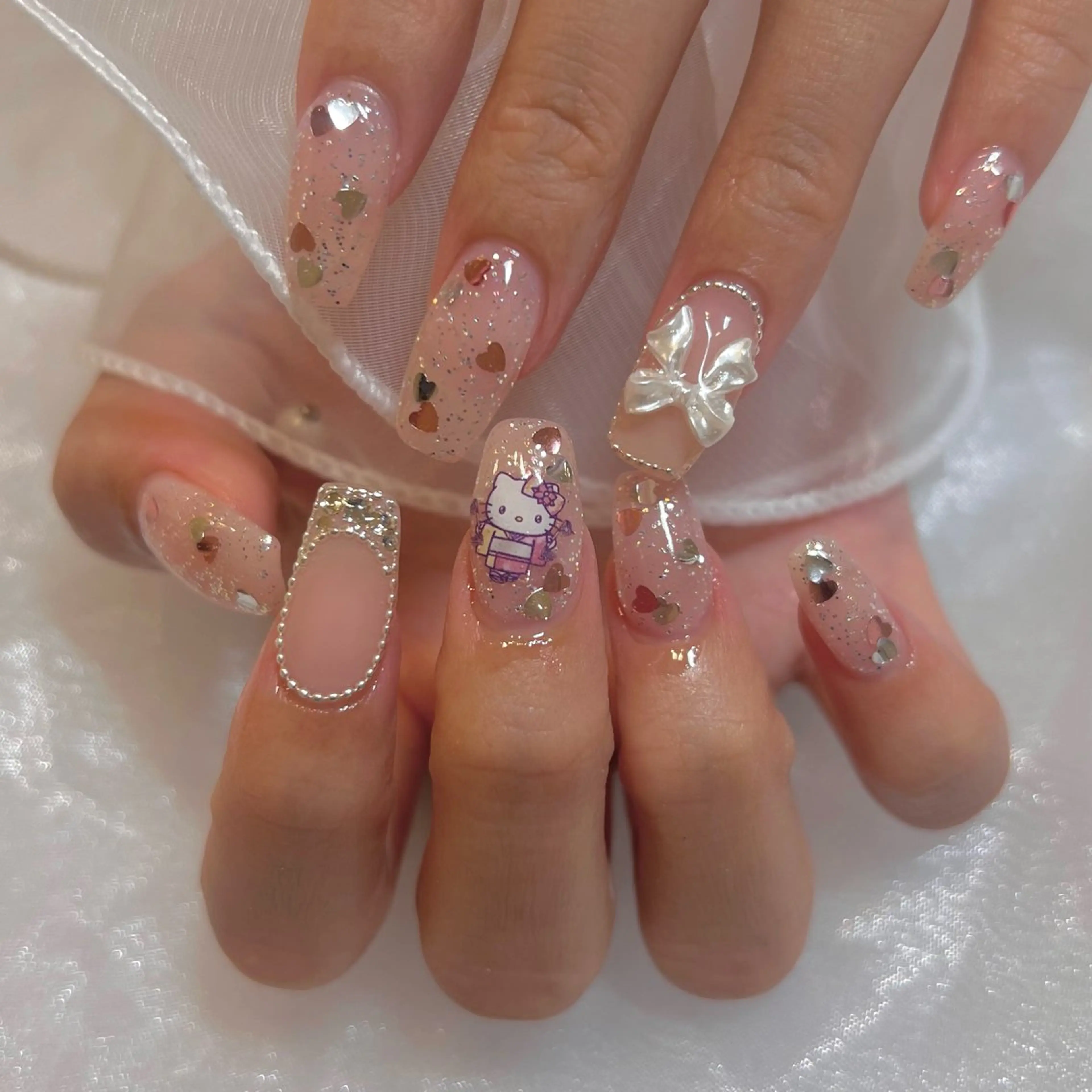 ネイル 持ち込み ハンドネイル ＬａＬｕｎａ🌙 natsukiのネイルデザイン