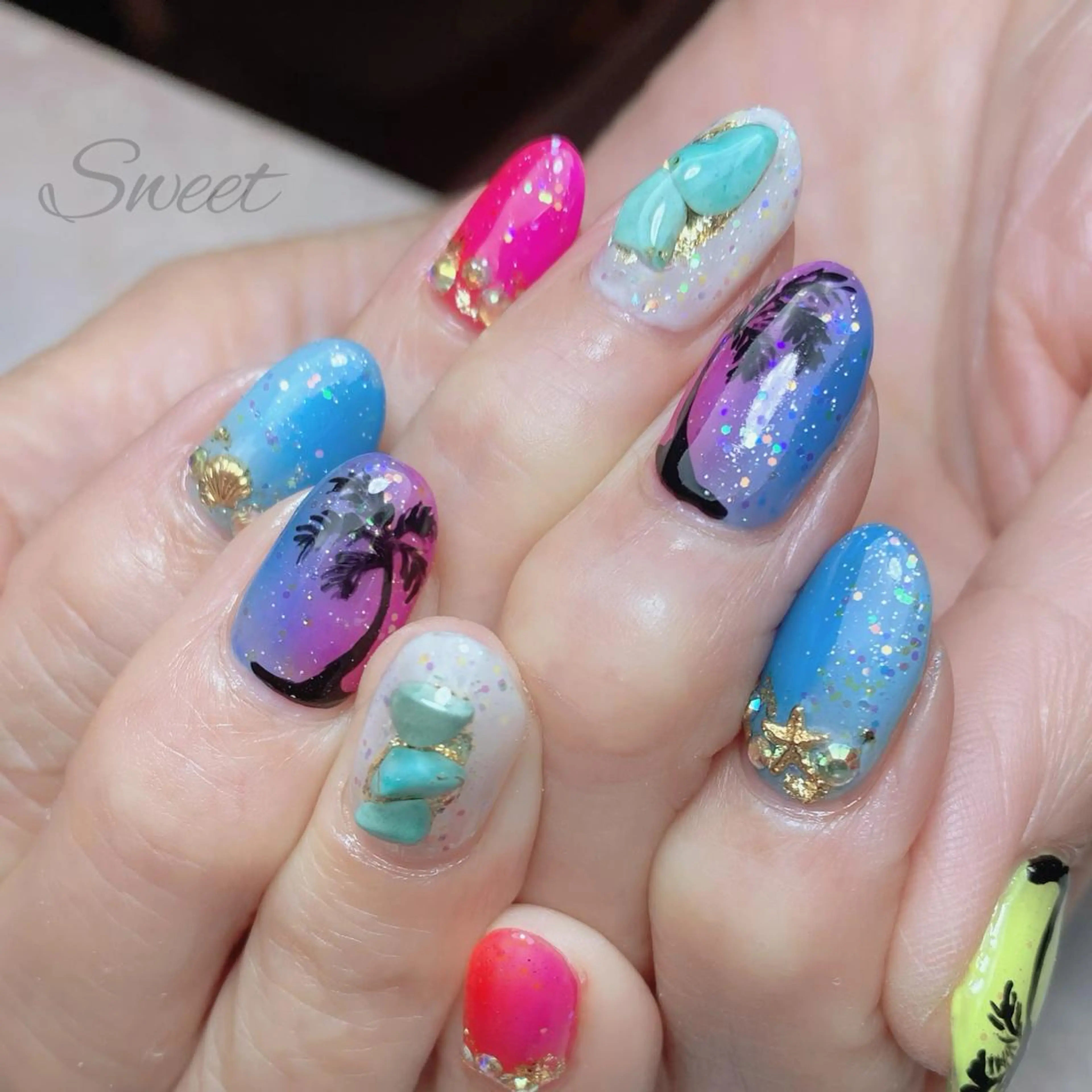 ネイル sweet 仲野陽子のネイルデザイン