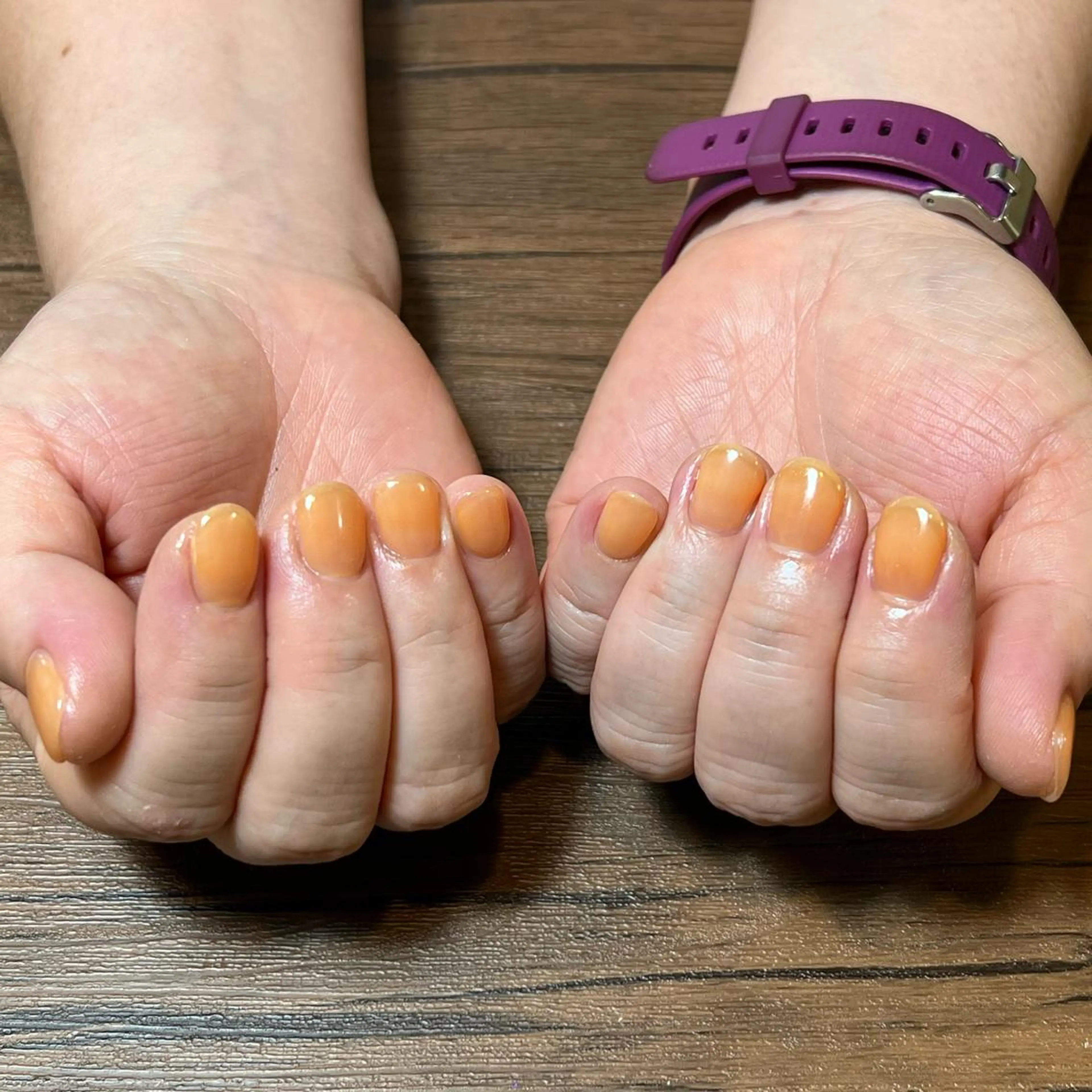 ネイル クリアネイル オレンジ ハンドネイル HENRIETTA NAILSALONのネイルデザイン