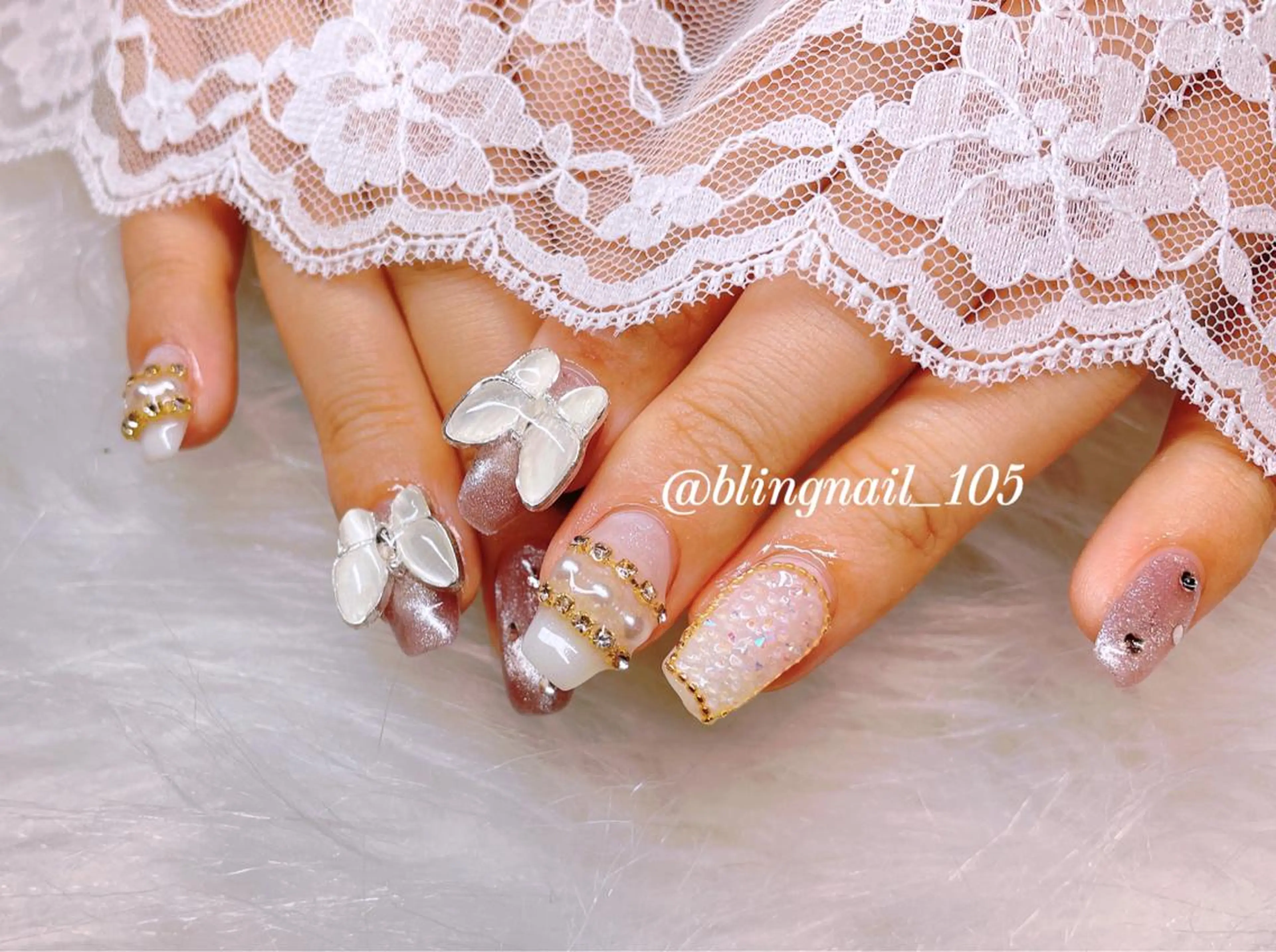 ネイル 23時まで❤︎韓国、 ワンホンネイルのネイルデザイン