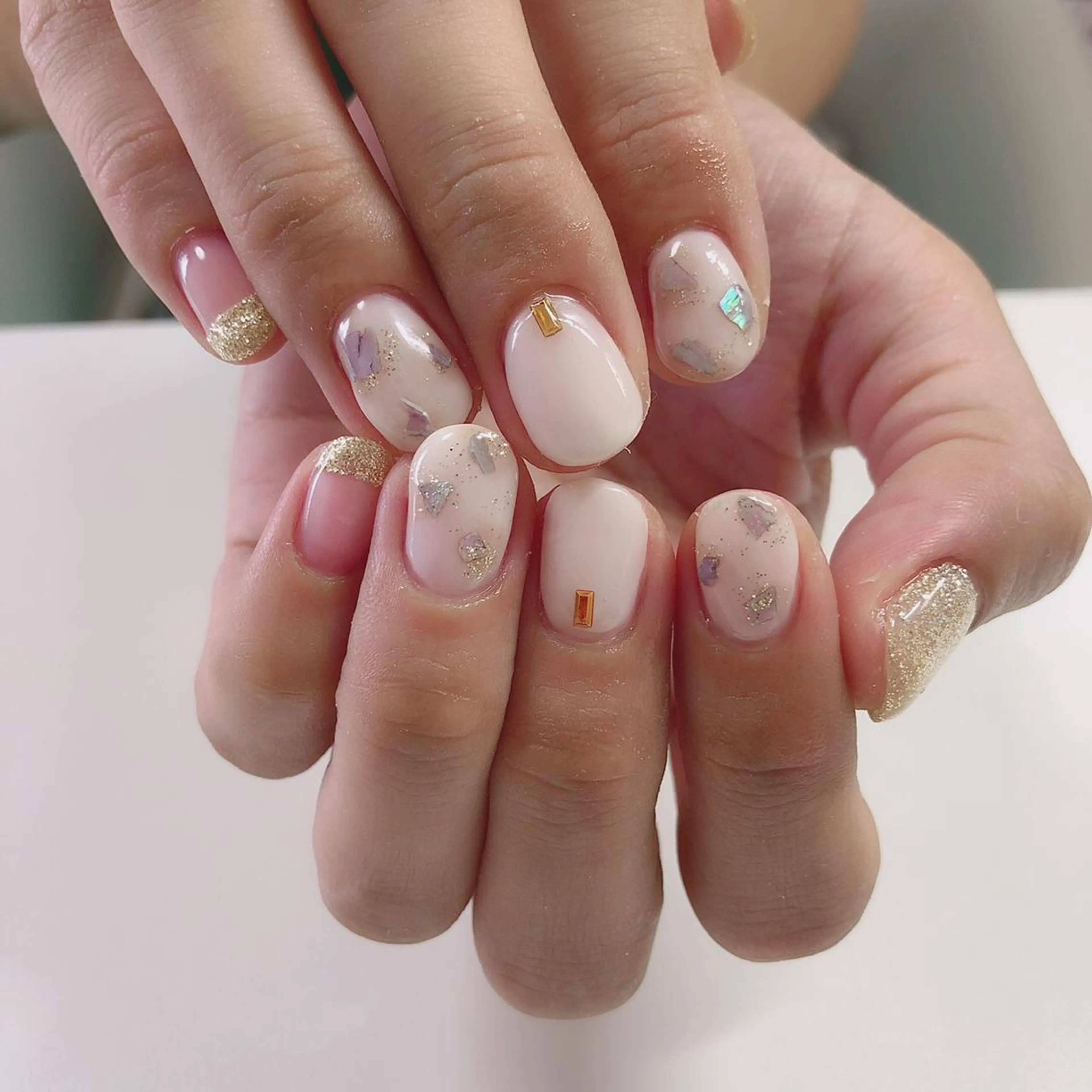 ネイル アートネイル 長さ出し フットネイル グリーン ニュアンスネイル Lily Roseスタッフ一同のマツエク・マツパデザイン