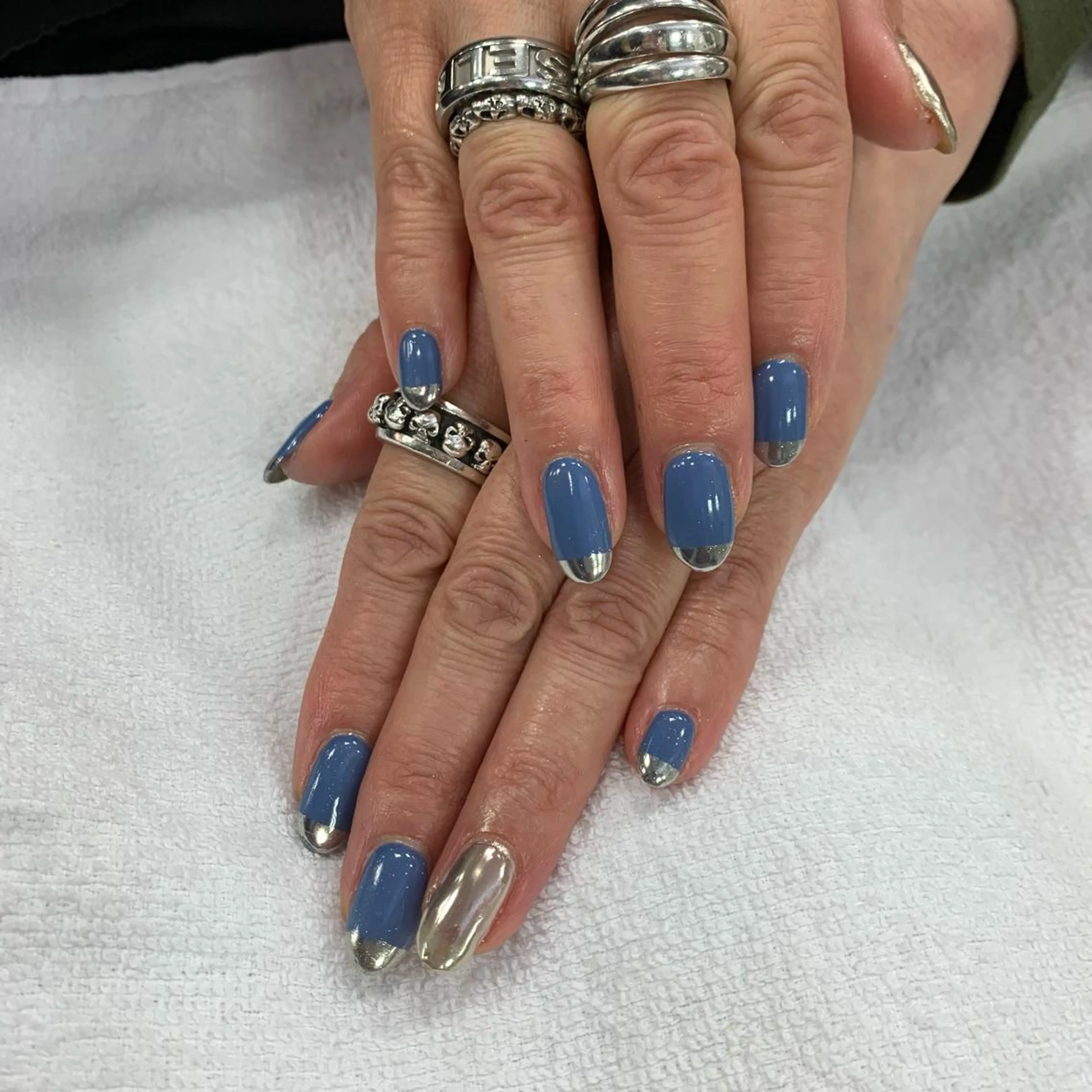 ネイル ウスイマイコ カット/ケアカラーのヘアスタイル