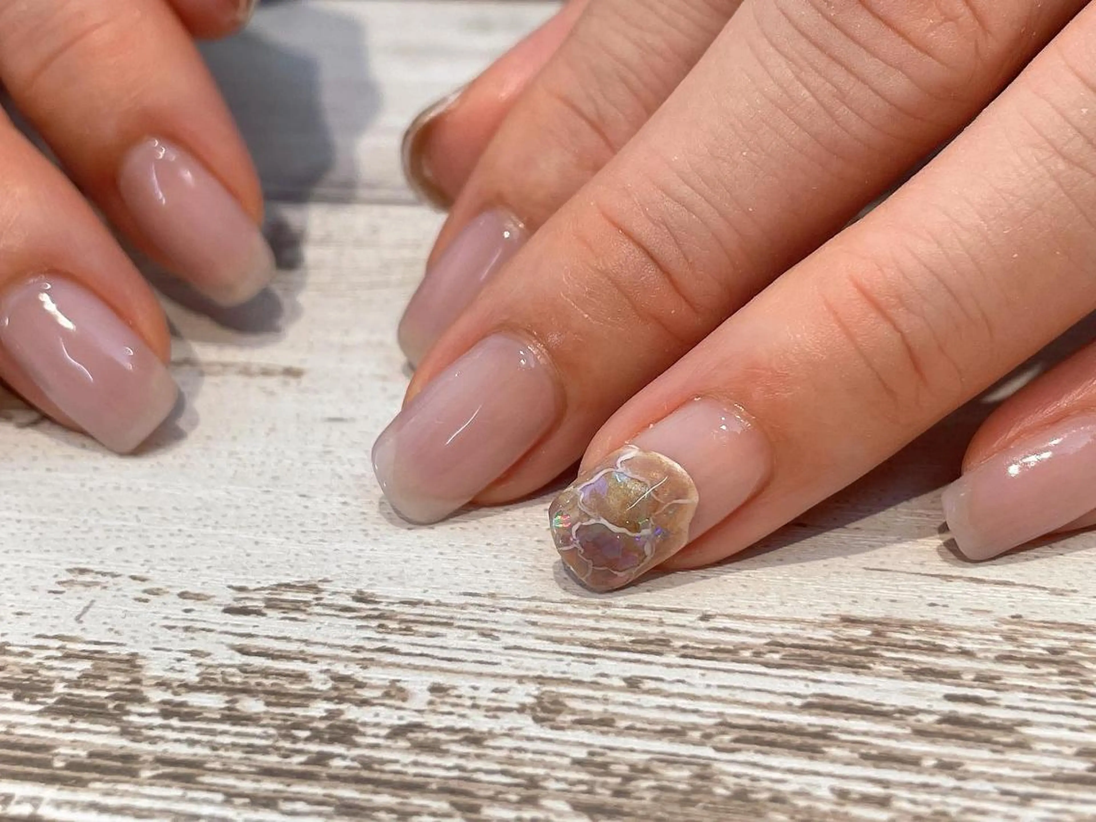 ネイル マツエク・マツパ まつげパーマ ボリュームラッシュ アートネイル ジェルネイル ニュアンスネイル ハンドネイル 髙橋 敦子のマツエク・マツパデザイン