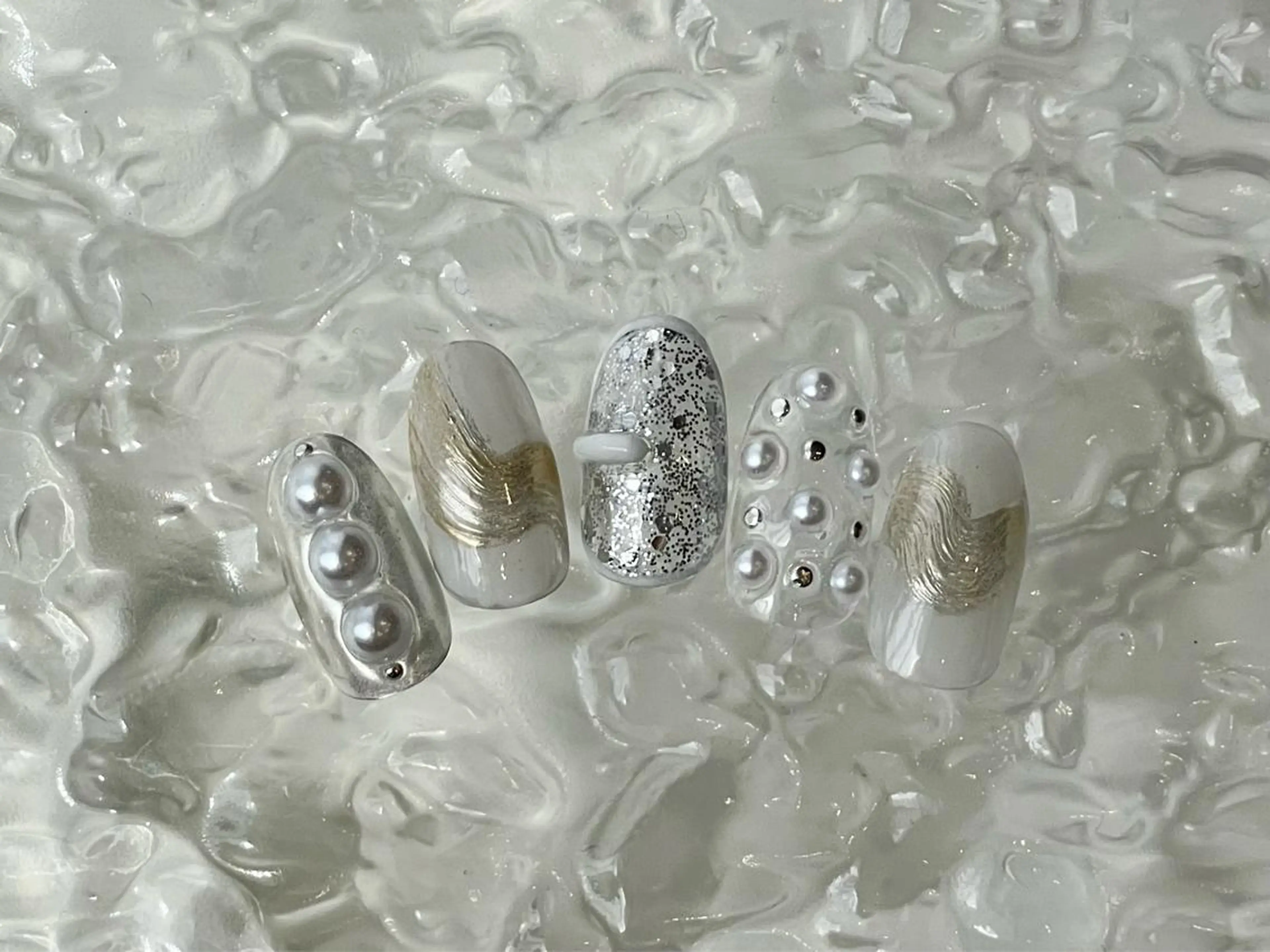 ネイル アートネイル ジェルネイル ニュアンスネイル オフィスネイル シンプルネイル ハンドネイル kinjo yuaのネイルデザイン