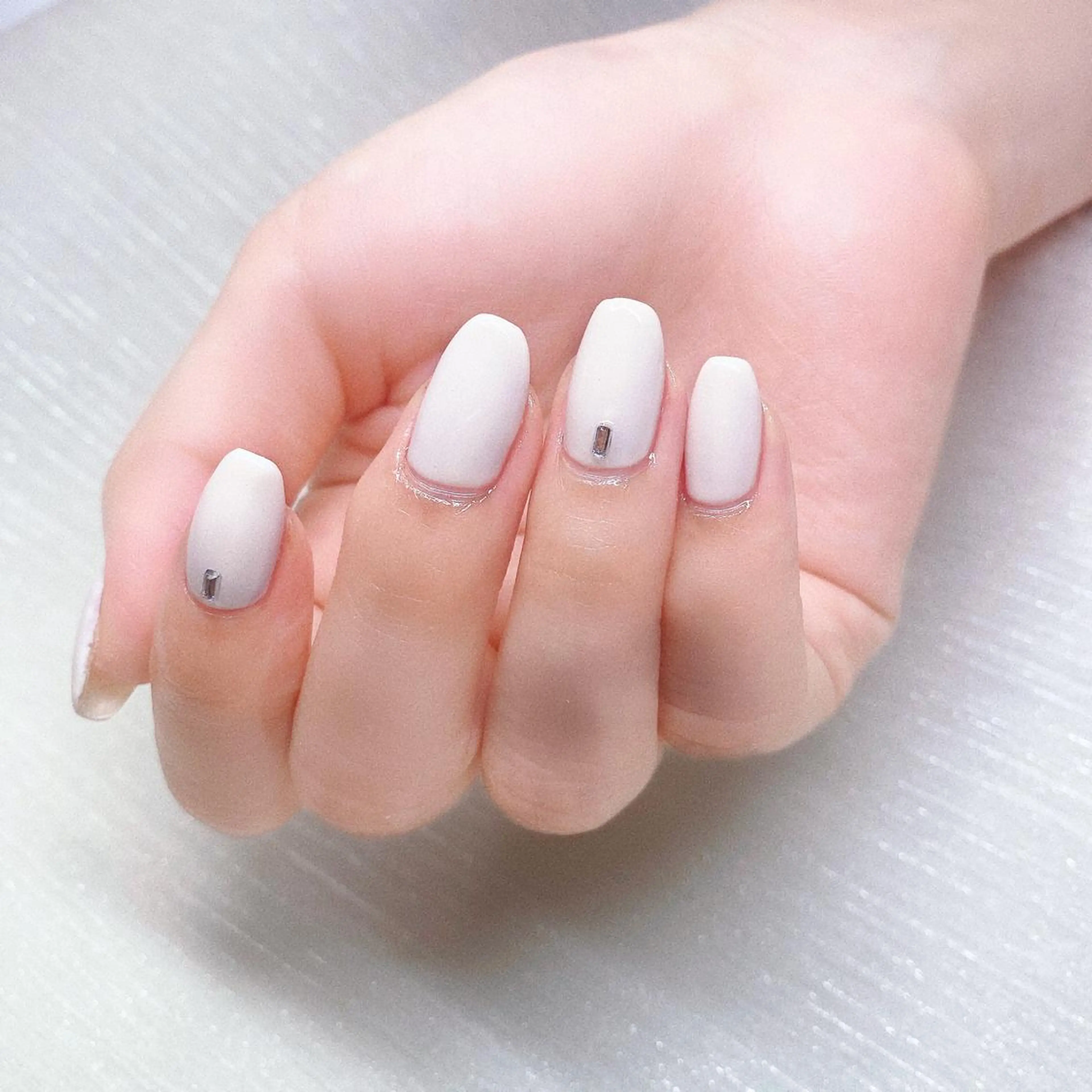 ネイル 長さ出し ストーンネイル ハンドネイル Nailist SUZU所属・Nailist suzuのネイルデザイン