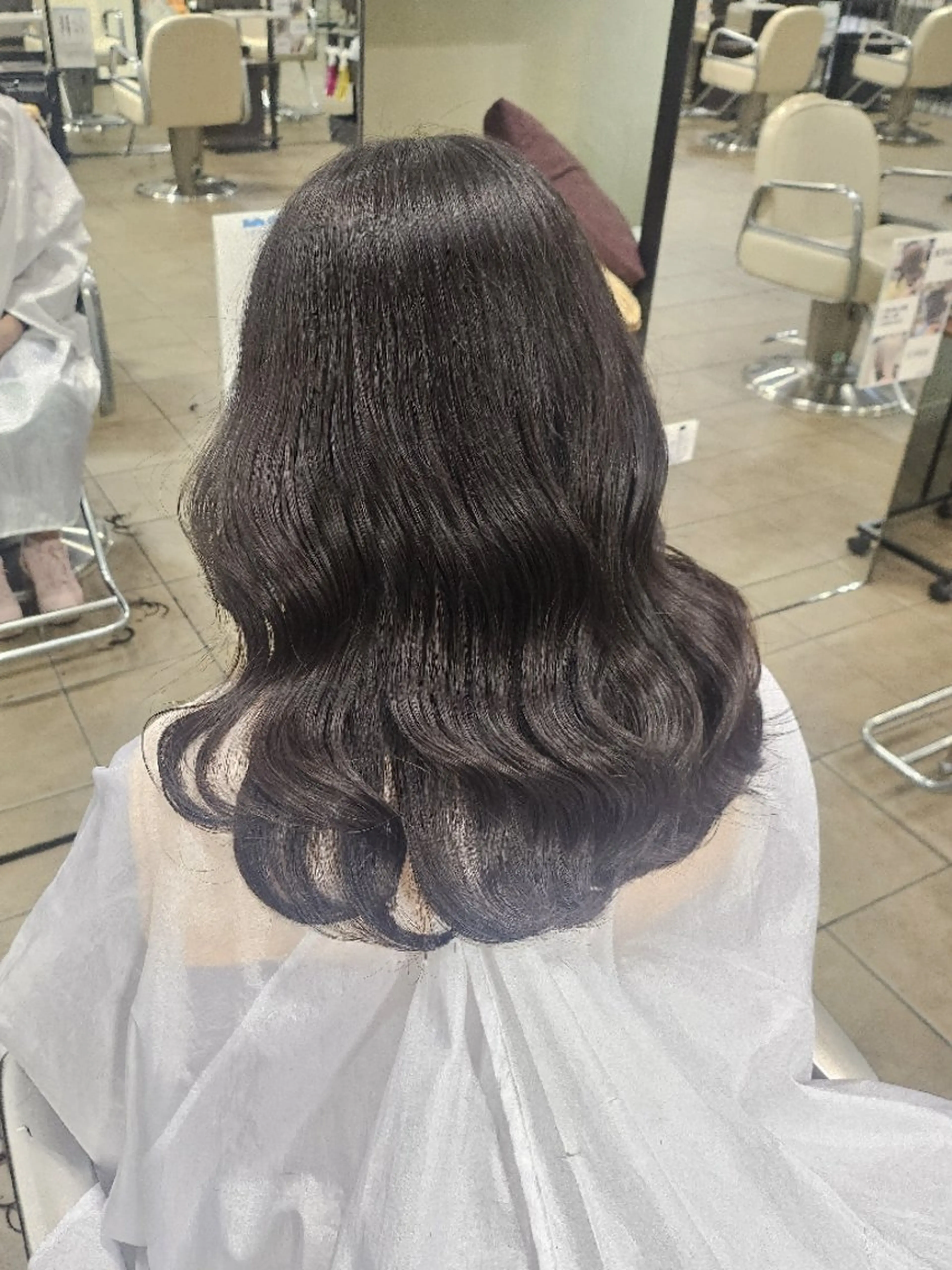 ✨人気𝐍𝐨. 𝟏✨カットカラー+炭酸トリートメント付き¥11.000→¥5.500の写真