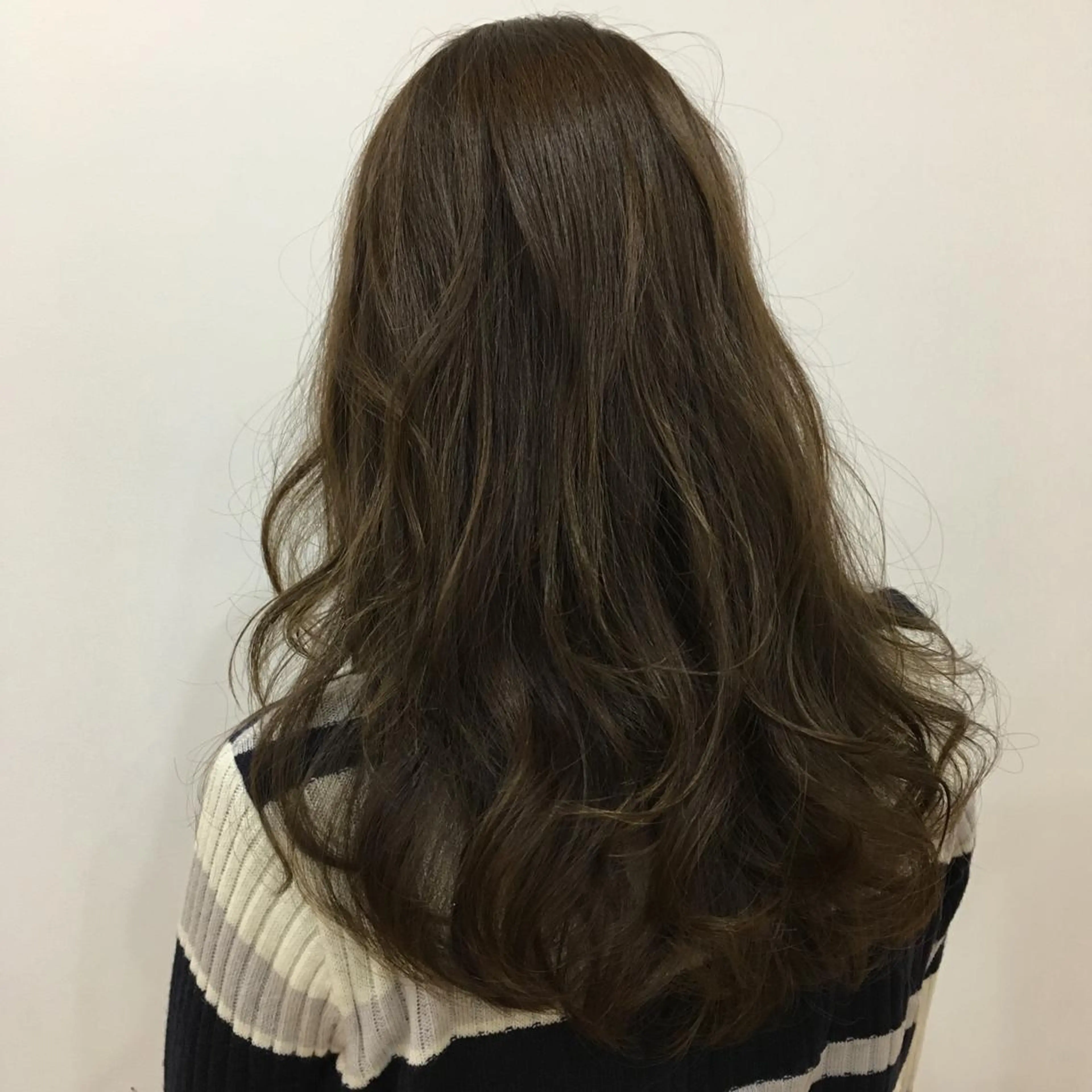 ロング tipi 香椎・千早のヘアスタイル