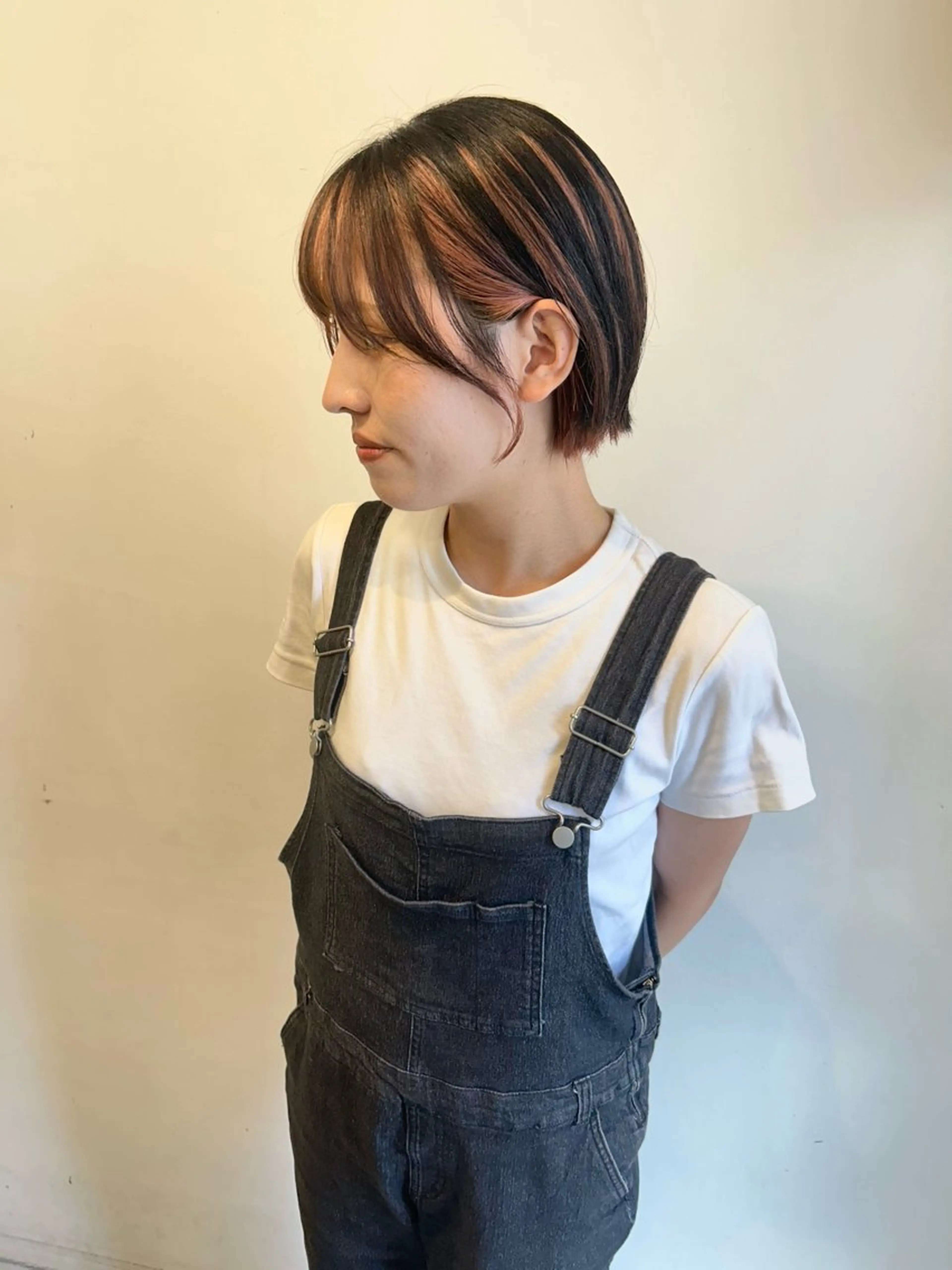 ショート カラー ベージュカラー 黒髪 デザインカラー ハイトーンカラー ピンクカラー カット ヘアカラー トリートメント 韓国レイヤー/ハイ トーン/優太のヘアスタイル