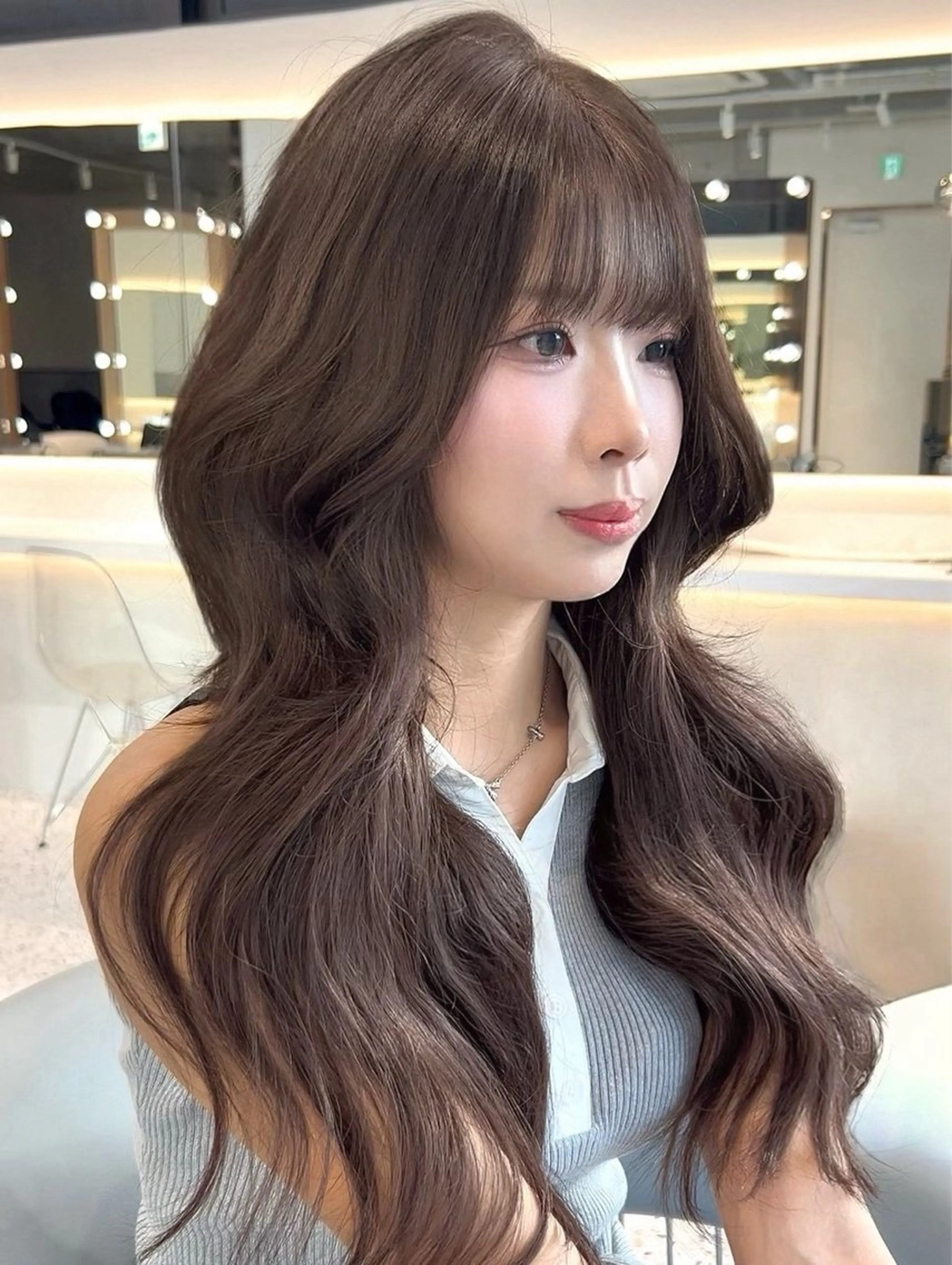 ロング レイヤーカット カット ヘアカラー 🎀透明感ブラウ ンshizuka🎀のヘアスタイル