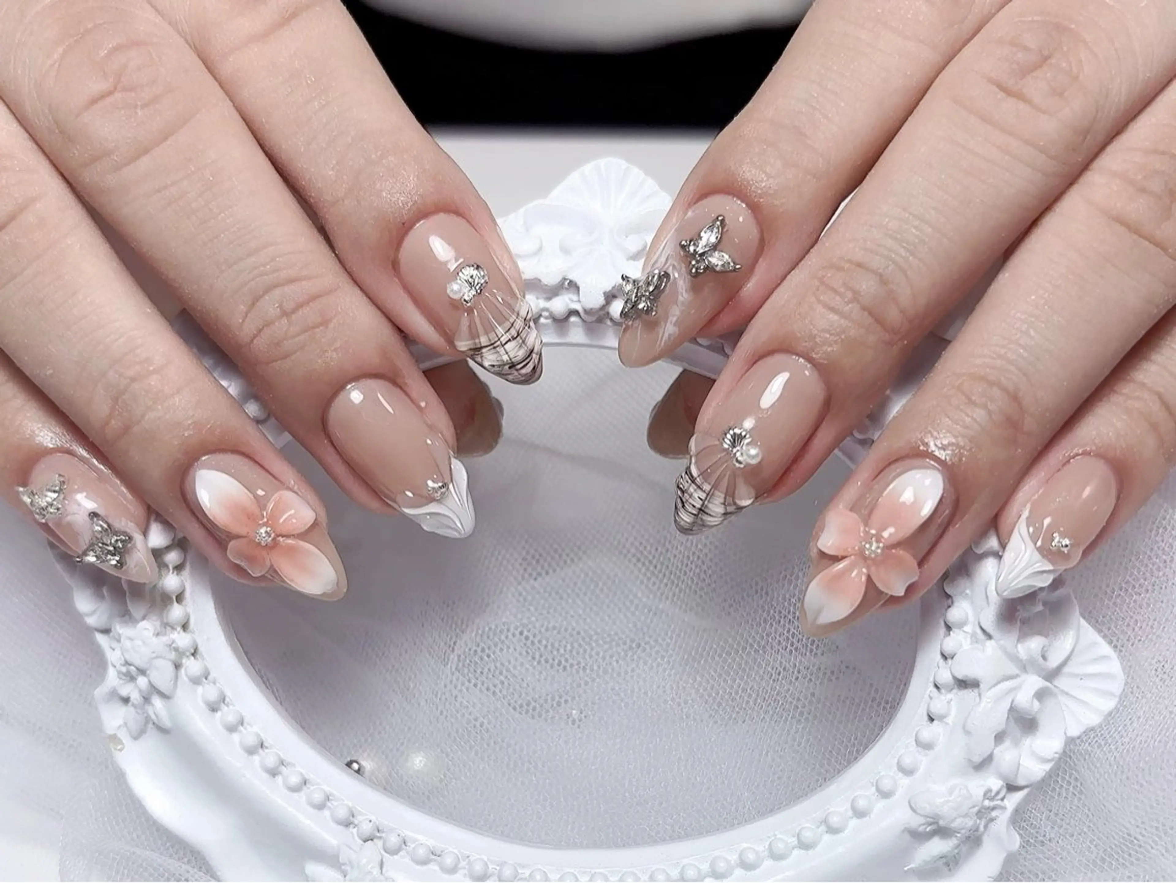 ネイル JUJUネイル所属・JUJU ネイルサロンのネイルデザイン