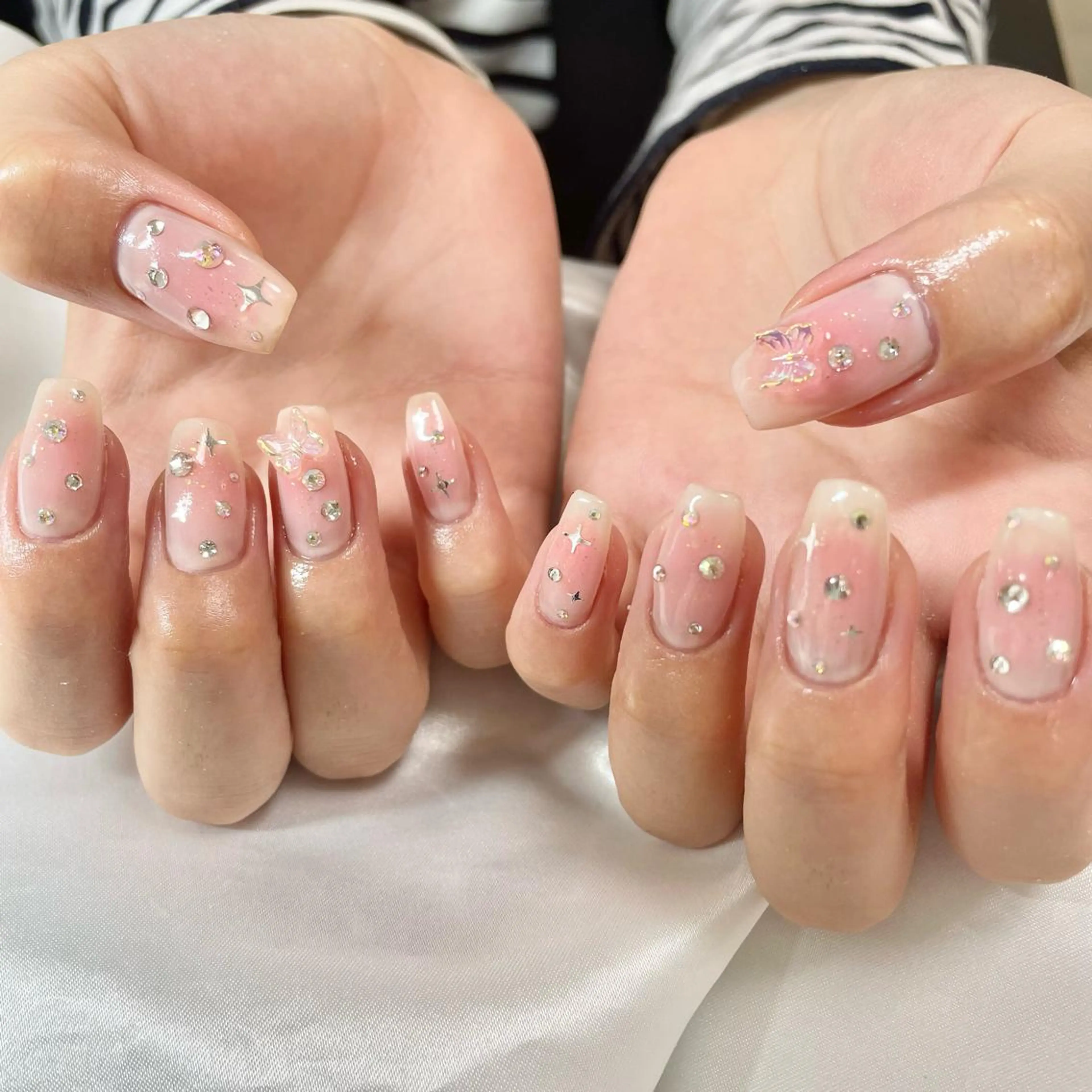 ネイル チークネイル ワンホンネイル 🎀AYAKO 🎀中韓ネイルのネイルデザイン