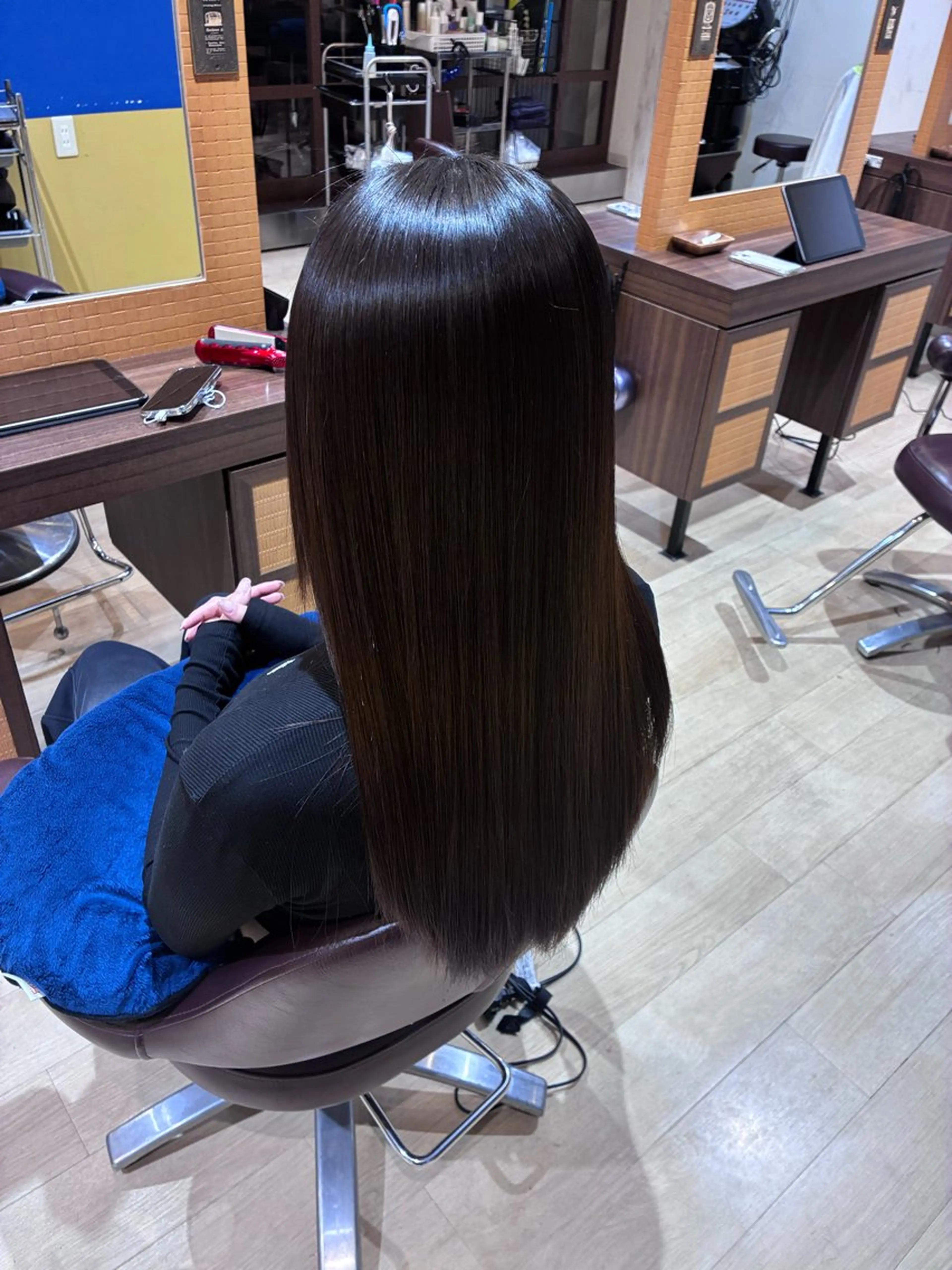 ロング 縮毛矯正 トリートメント Orque kazuneのヘアスタイル