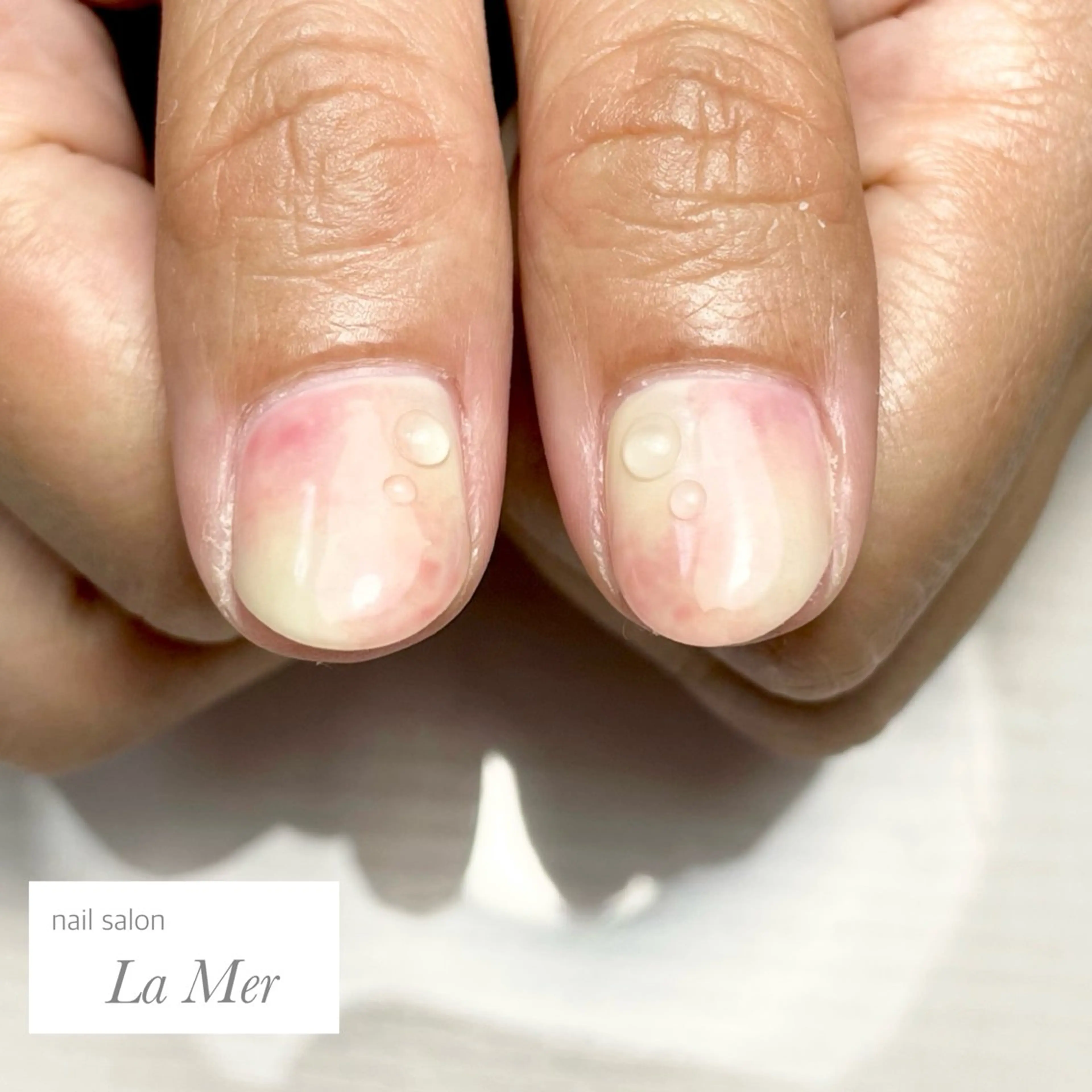 ネイル ニュアンスネイル オフィスネイル 夏ネイル ハンドネイル nailsalon La Merのネイルデザイン