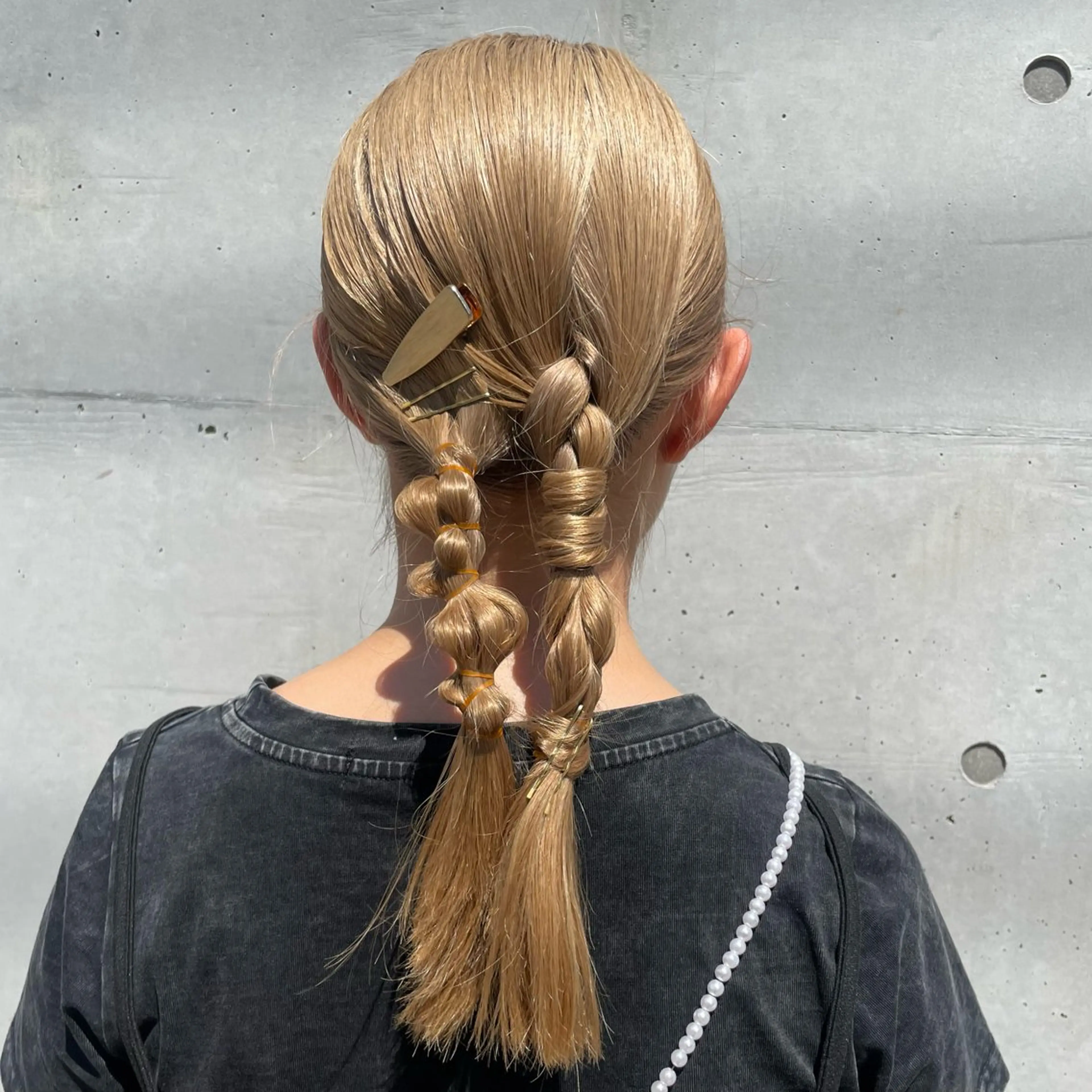 ショート カラー ヘアアレンジ ヘアセット 暖色ダブルカラーボブ レイヤー🌈AINAのヘアスタイル