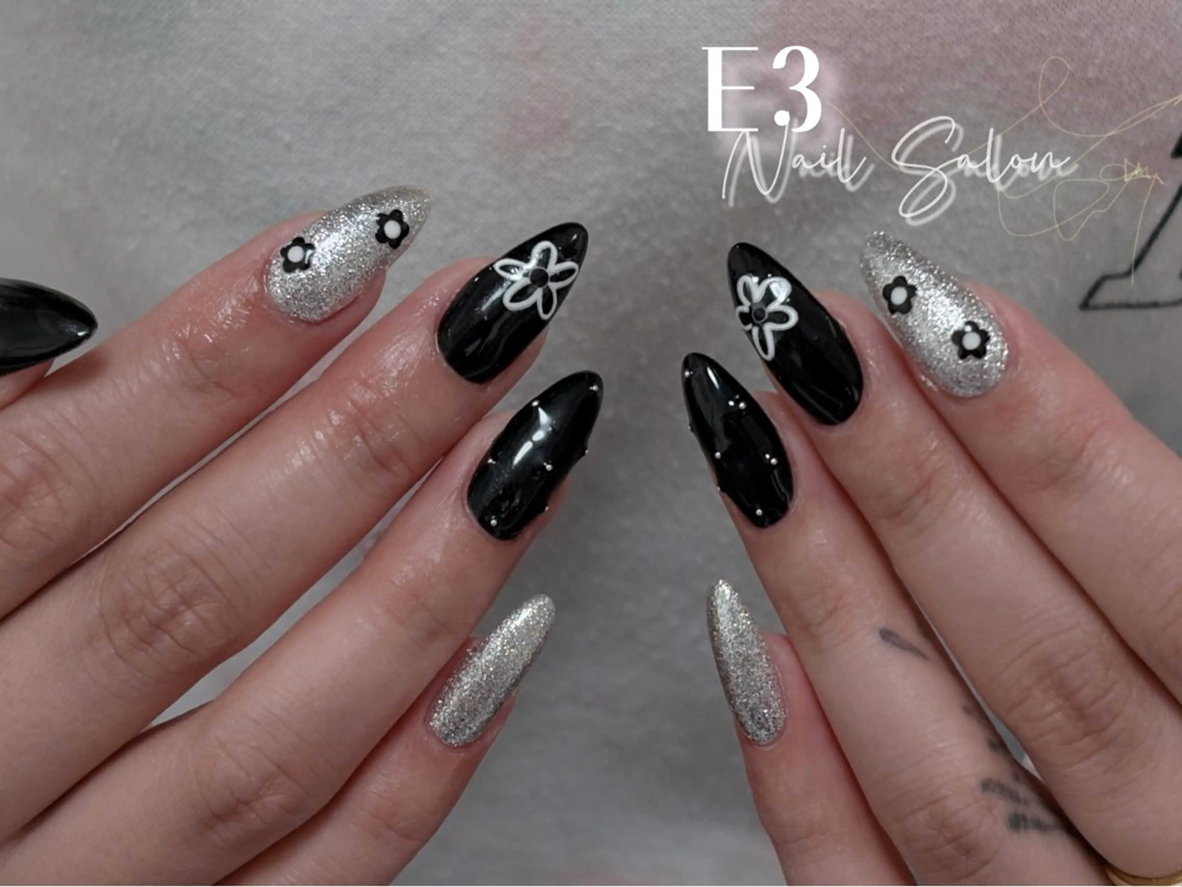 ネイル 桜ネイル フレンチネイル ジェルネイル ガラスフレンチ グラデーション ハンドネイル E3 Nail Salonのネイルデザイン