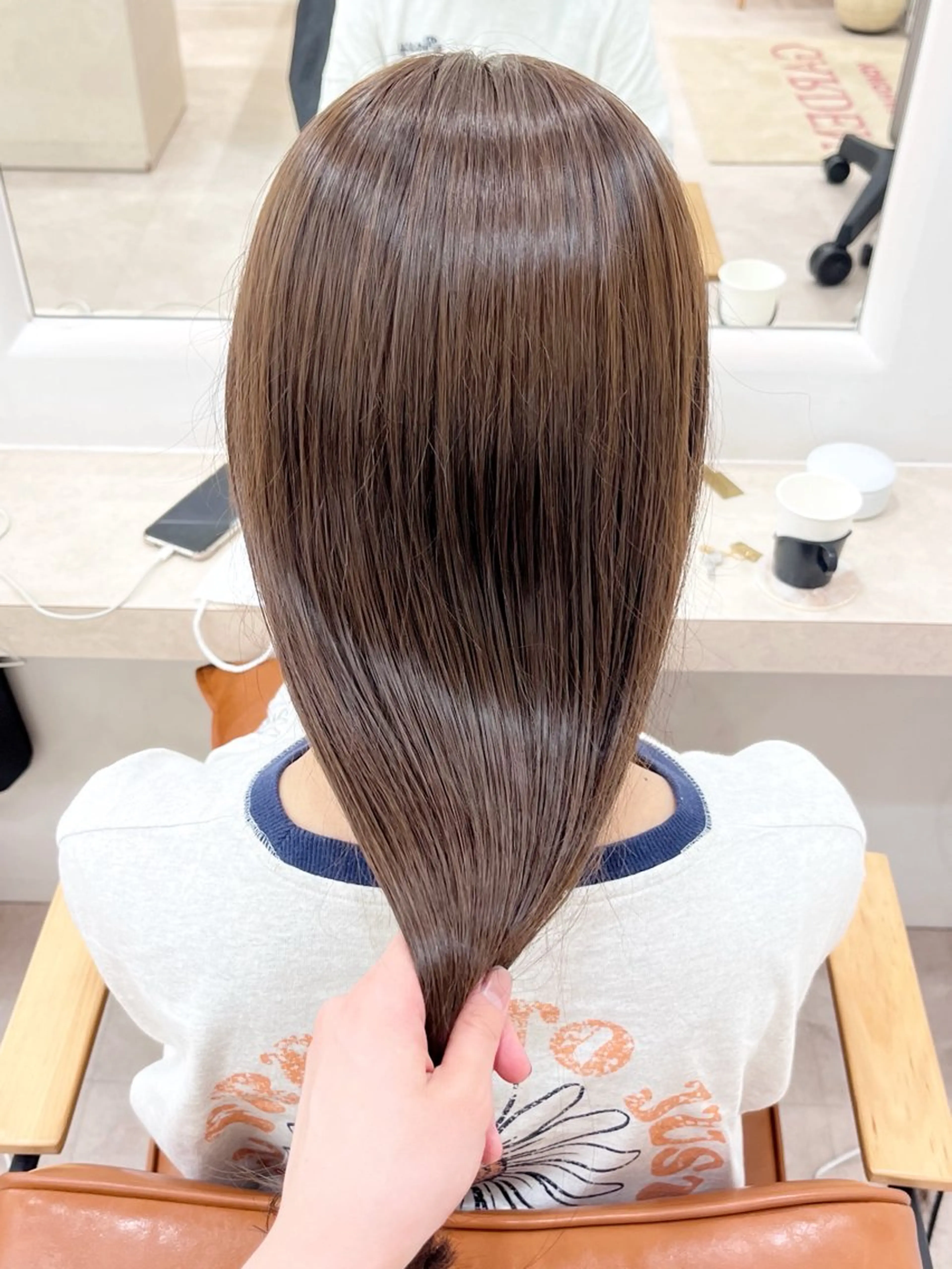 ロング カラー 阿久津真衣 似合わせカットのヘアスタイル