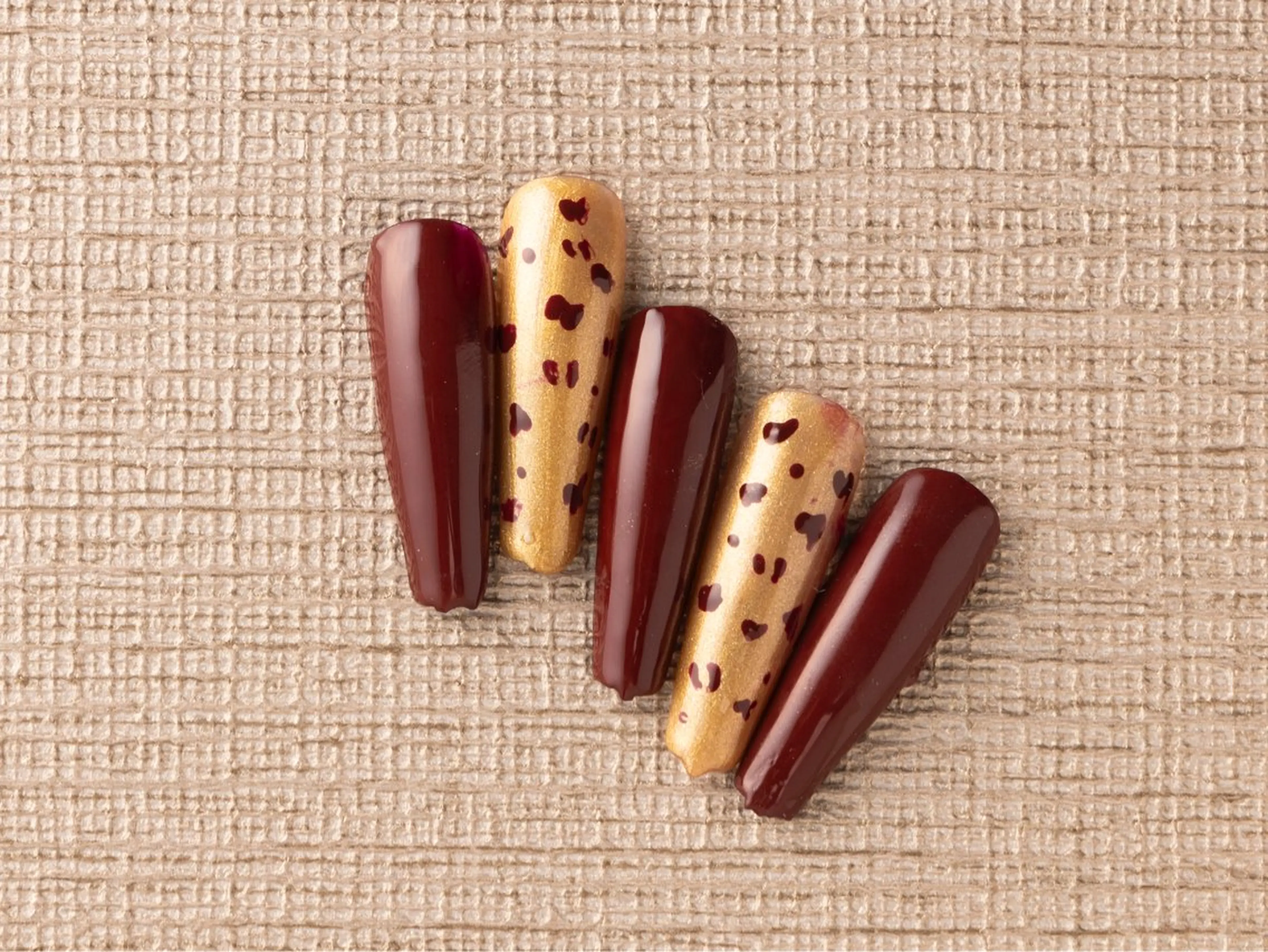 ネイル しょう えんきんのネイルデザイン