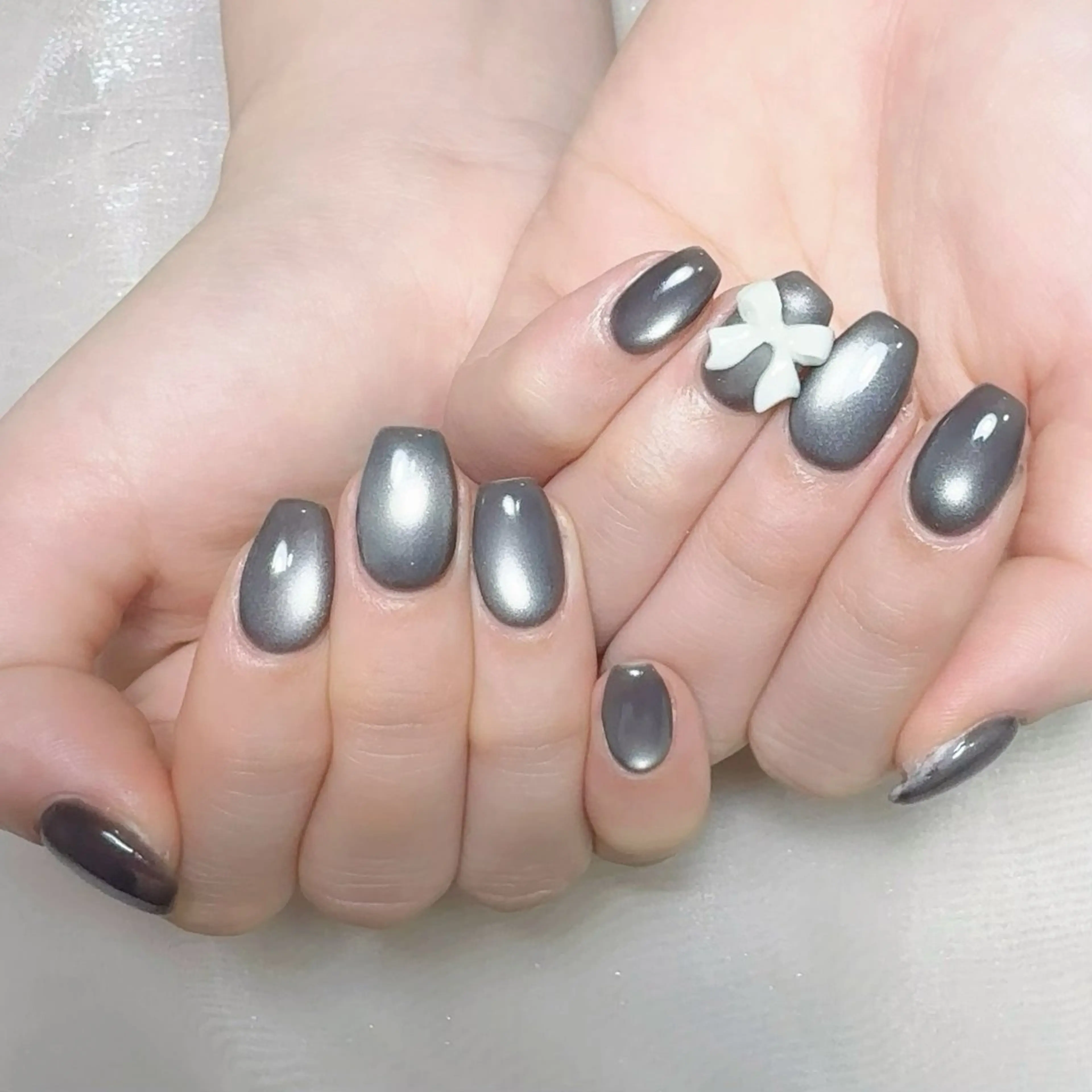 メンズ ネイル メンズ韓国風 アートネイル オーロラネイル ガーリー キラキラネイル ハンドネイル Nail salon 木にいるのネイルデザイン