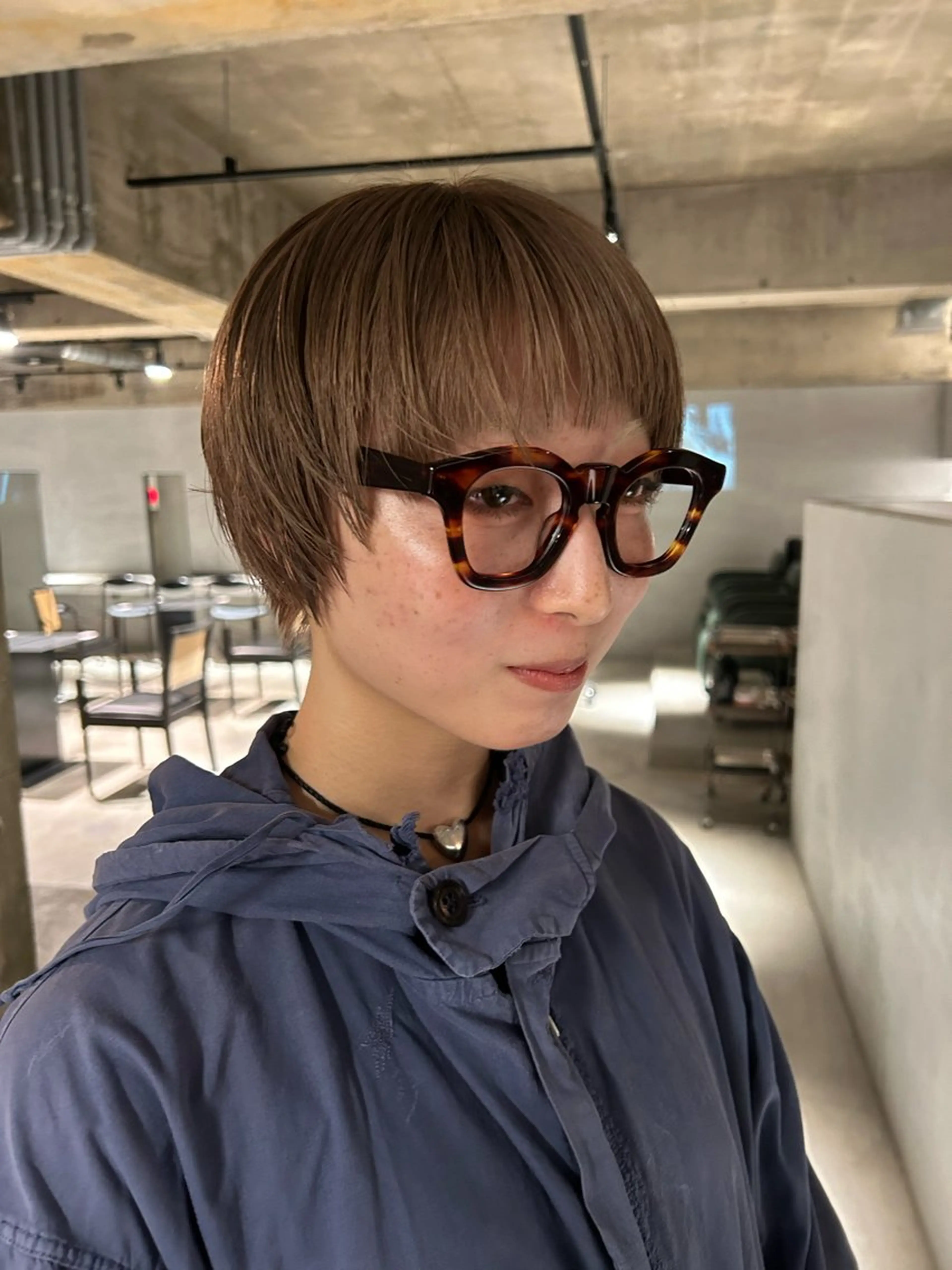 ショート カラー 中村 衣里のヘアスタイル