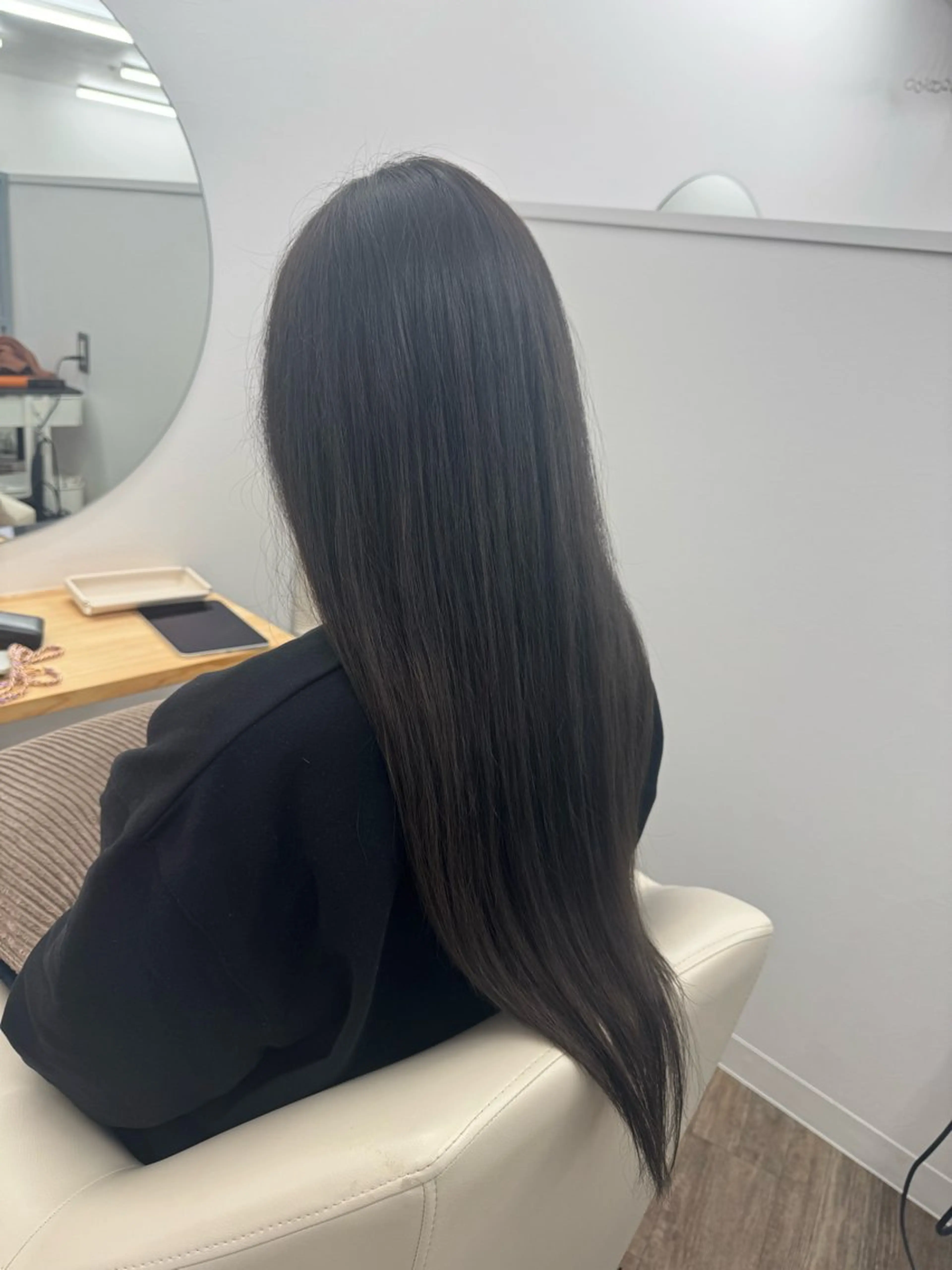 ロング ヘアカラー ビフィーノ ルーチェ所属・松本 桜のヘアスタイル