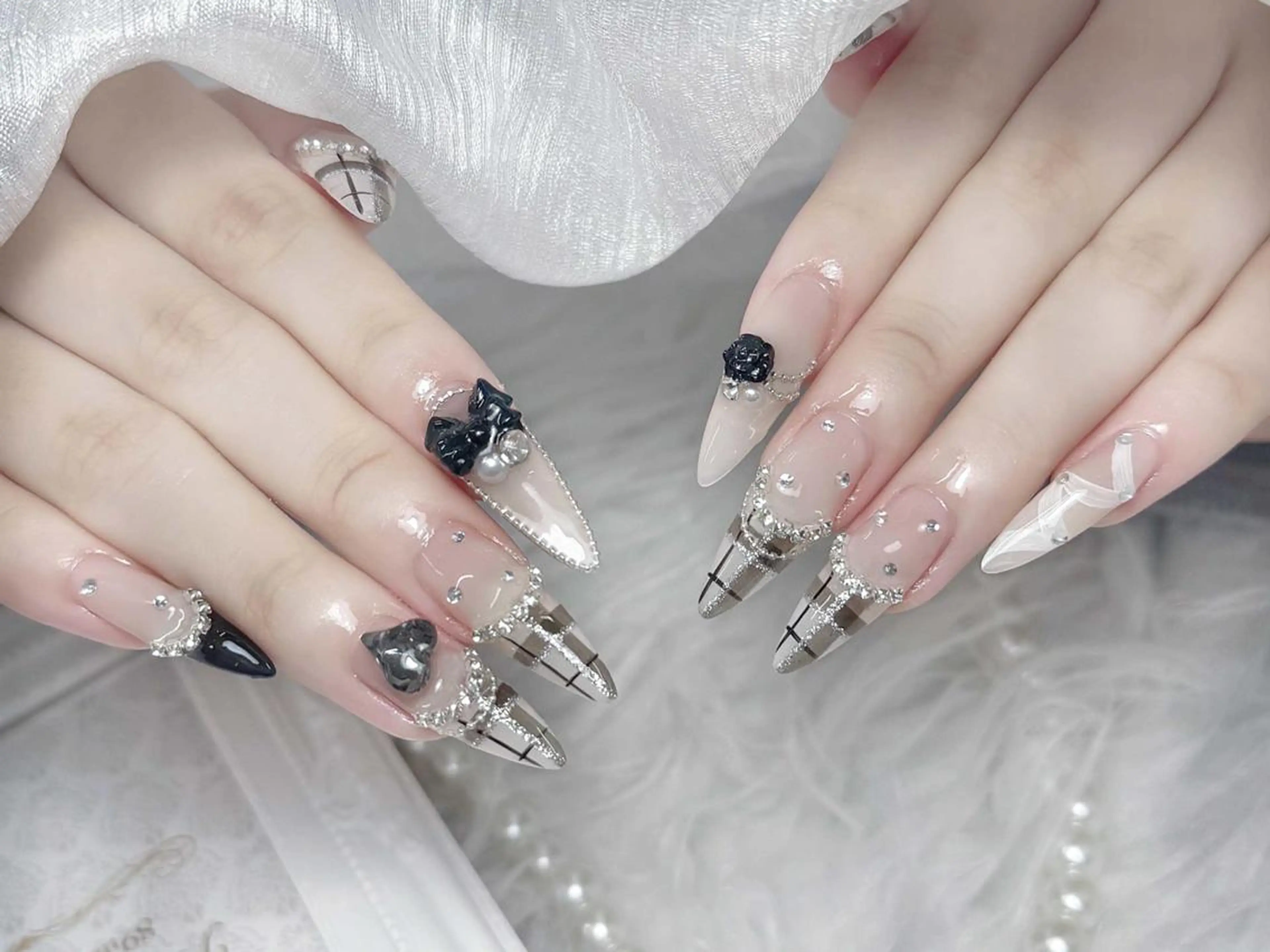 ネイル ハンドネイル Jerry Novaのネイルデザイン