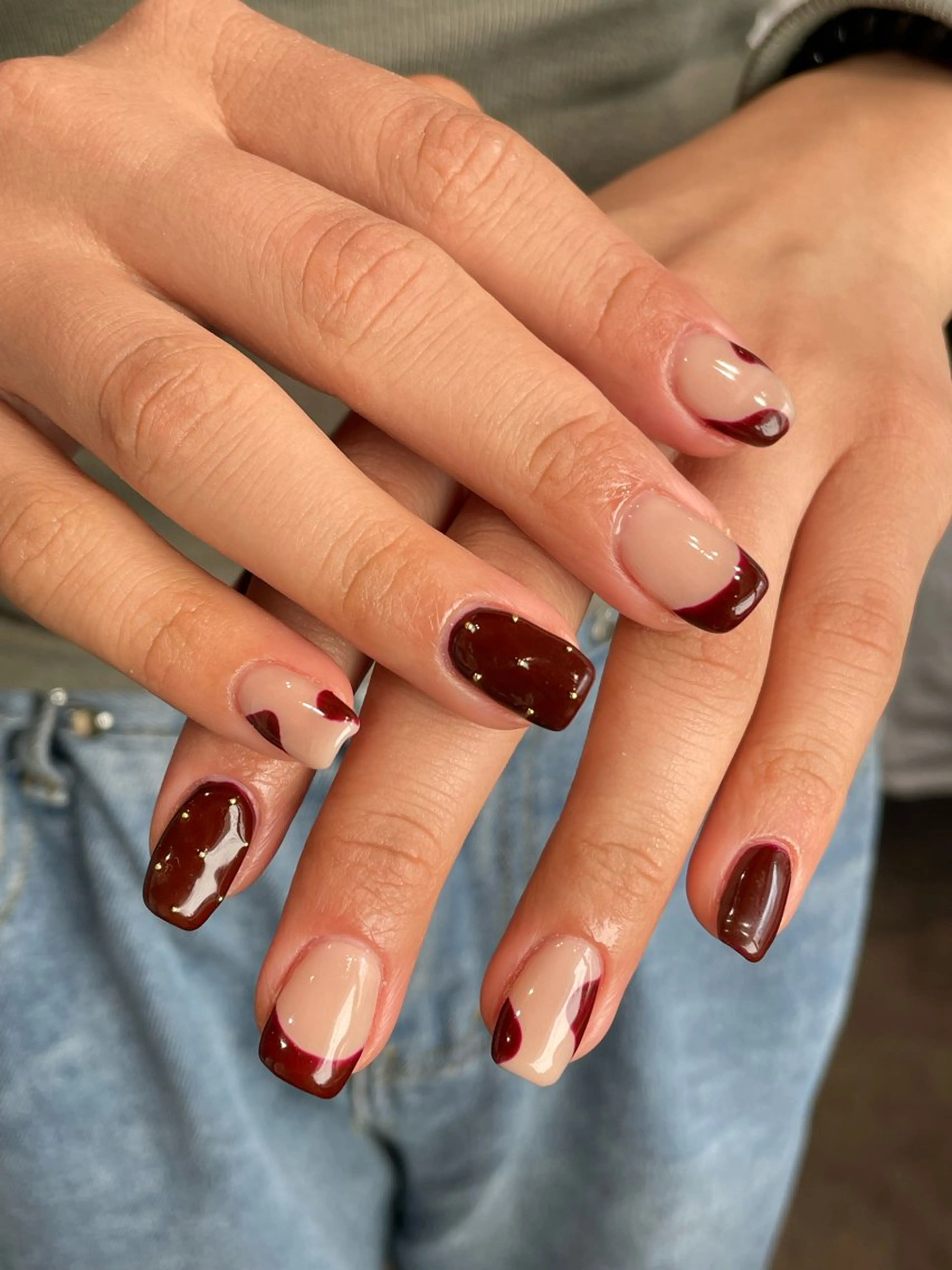 ネイル ボルドー ハンドネイル ナチュラル透明感🌱 小山美樹子のヘアスタイル