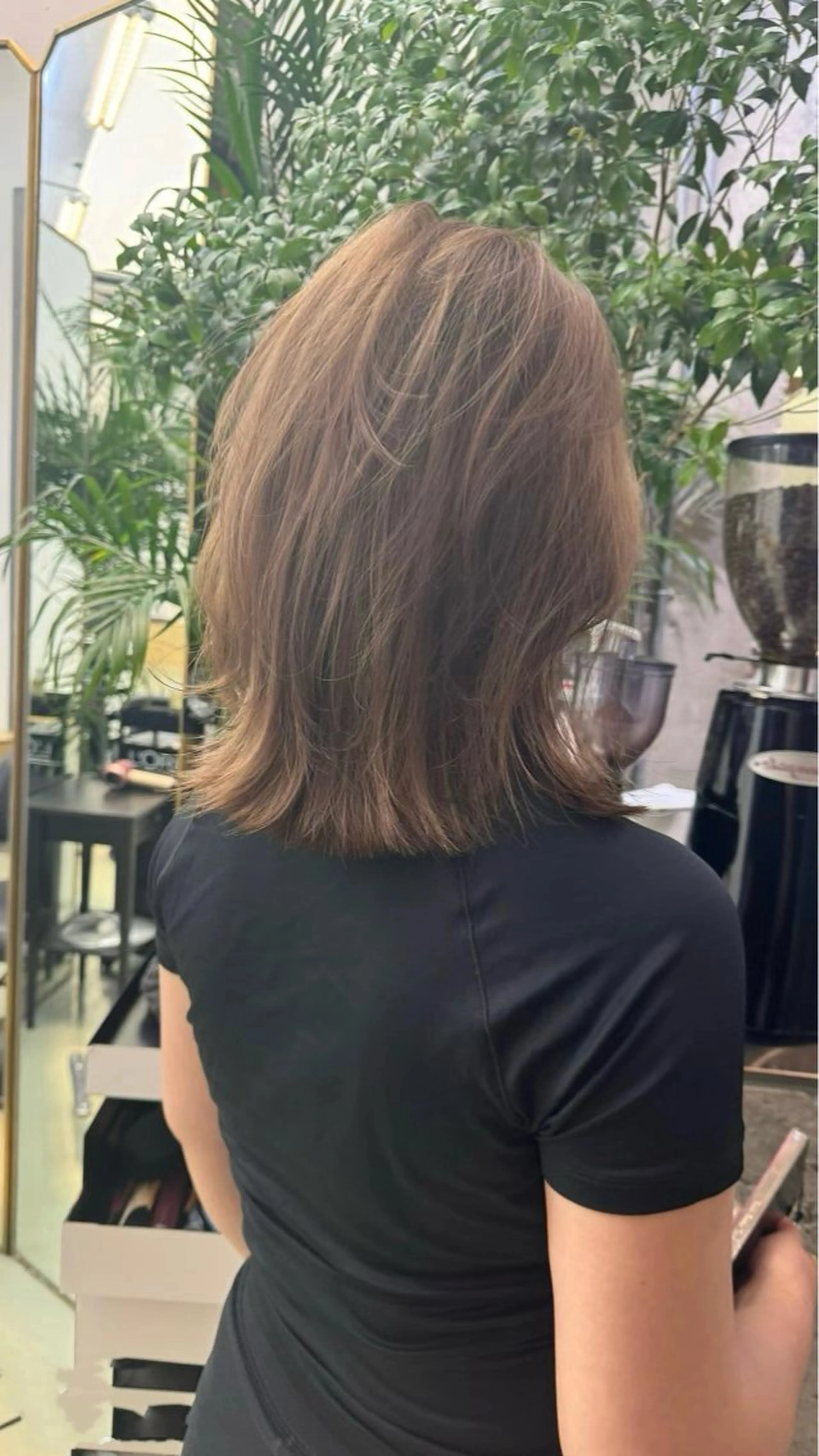 ミディアム カラー 縮毛矯正 トリートメント 髪質改善 SHEER. 大阪梅田【シアー】所属・村上｜髪質改善 プロデュースのヘアスタイル