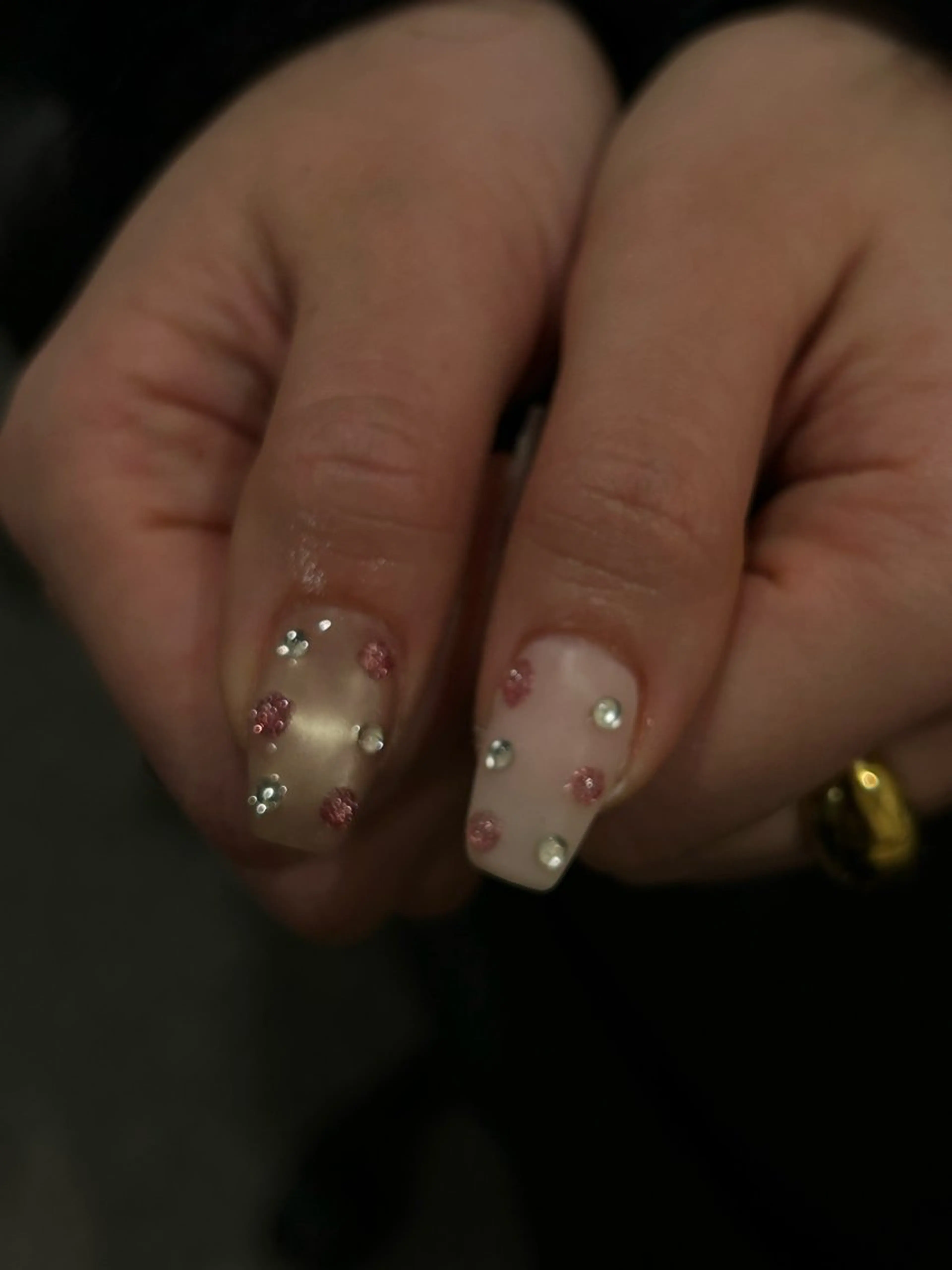 ネイル 韓国ネイル マグネットネイル マットネイル ニュアンスネイル シンプルネイル Yuni.所属・sakae yurinaのネイルデザイン