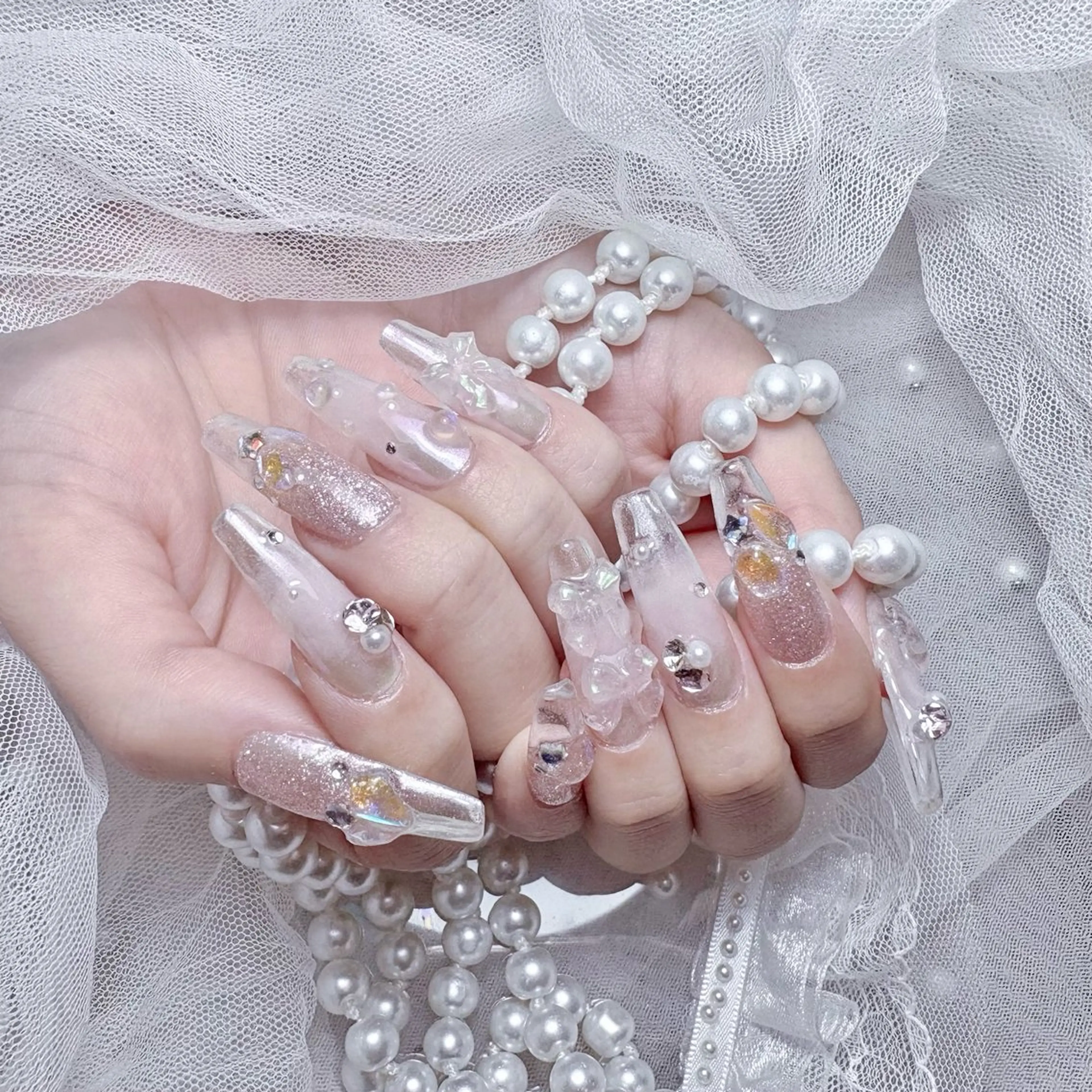 ネイル Momoka .のネイルデザイン