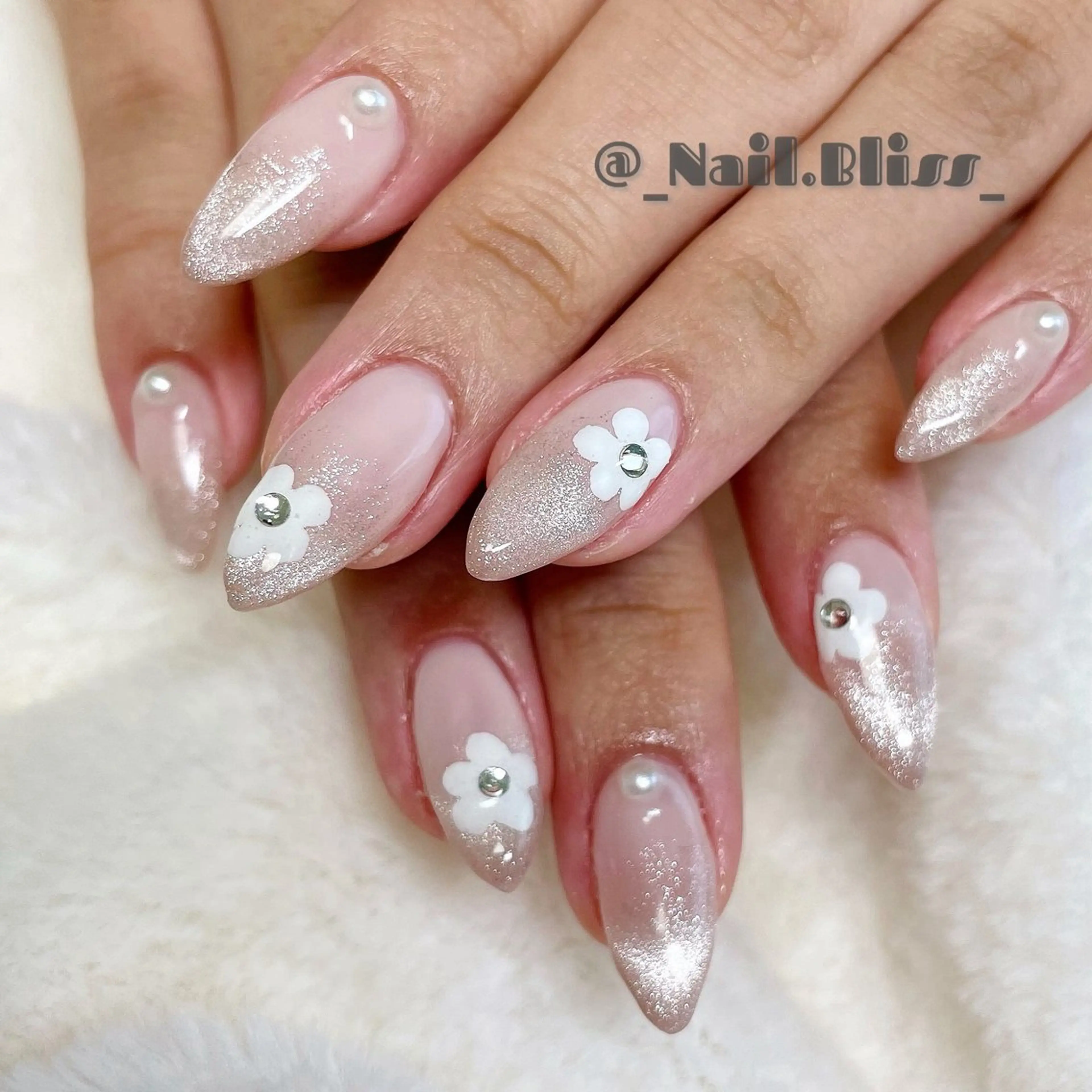 ネイル グラデーション マグネットネイル ハンドネイル NAIL BLISSのネイルデザイン