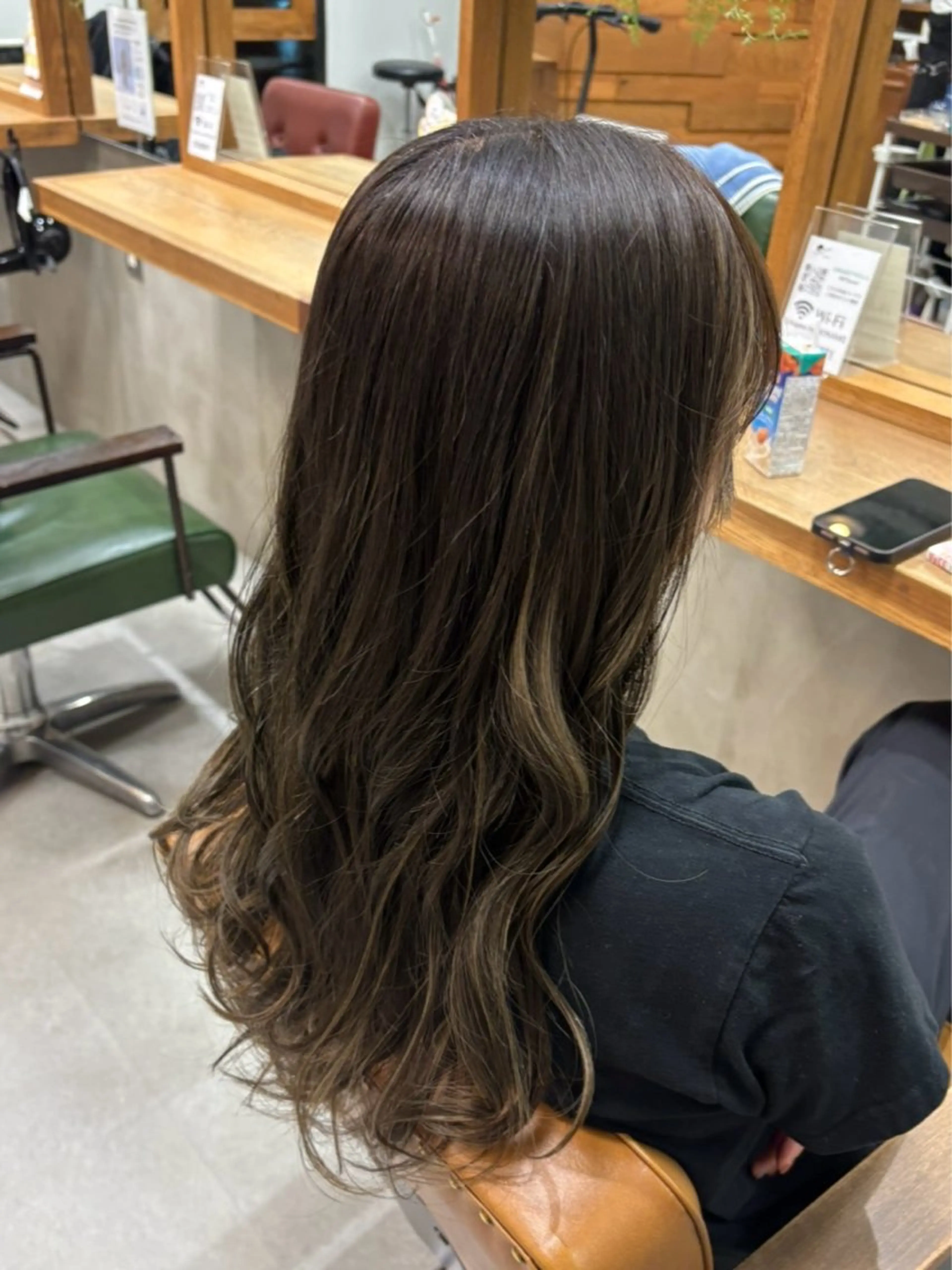 『カット✂️＋ハイライト✨️＋トリートメント🧴』の写真