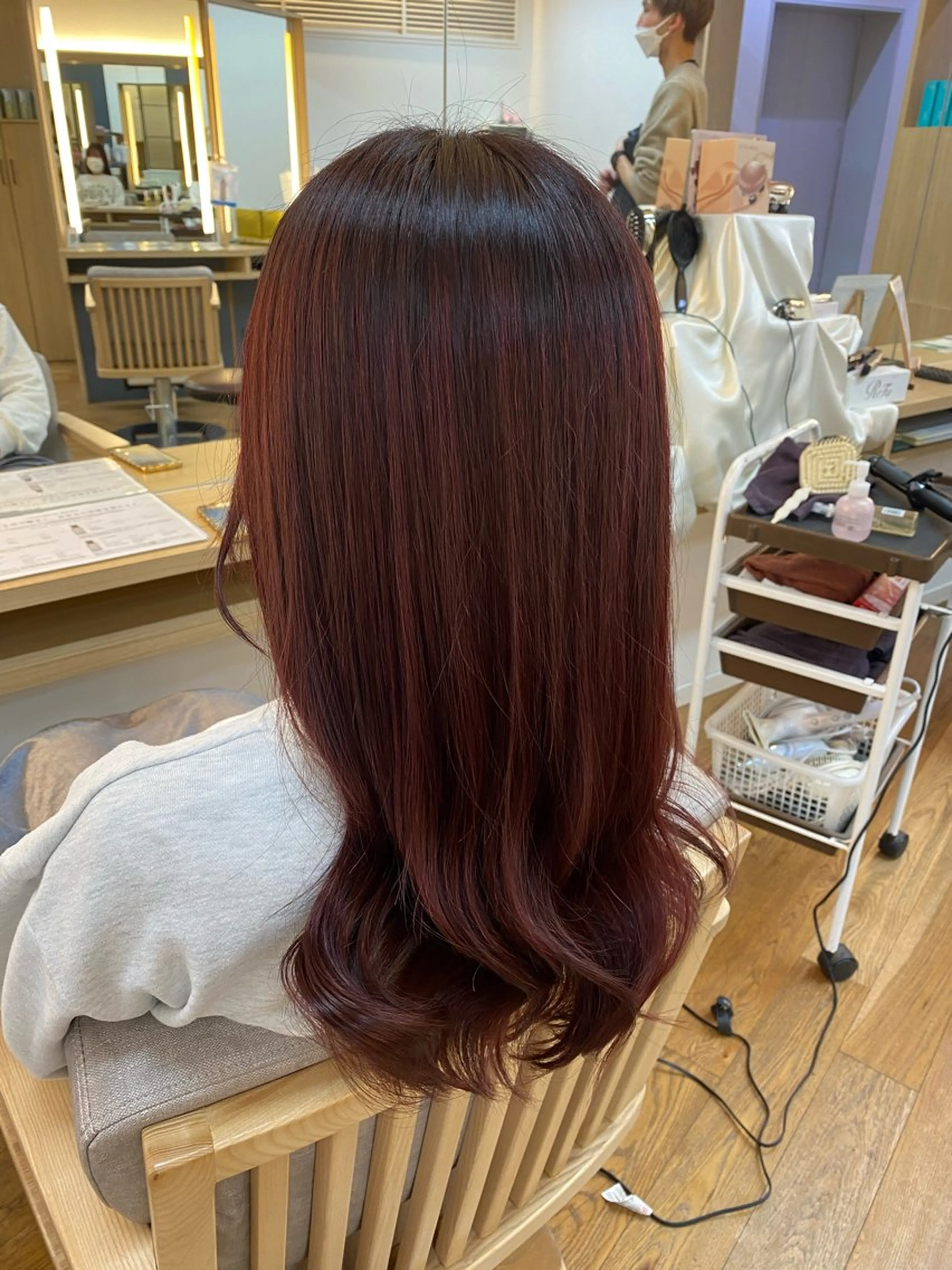 ロング カラー ヘアアレンジ ブラウンカラー レッドカラー レッドブラウン カット ヘアカラー トリートメント 韓国ヘア sasugaのヘアスタイル
