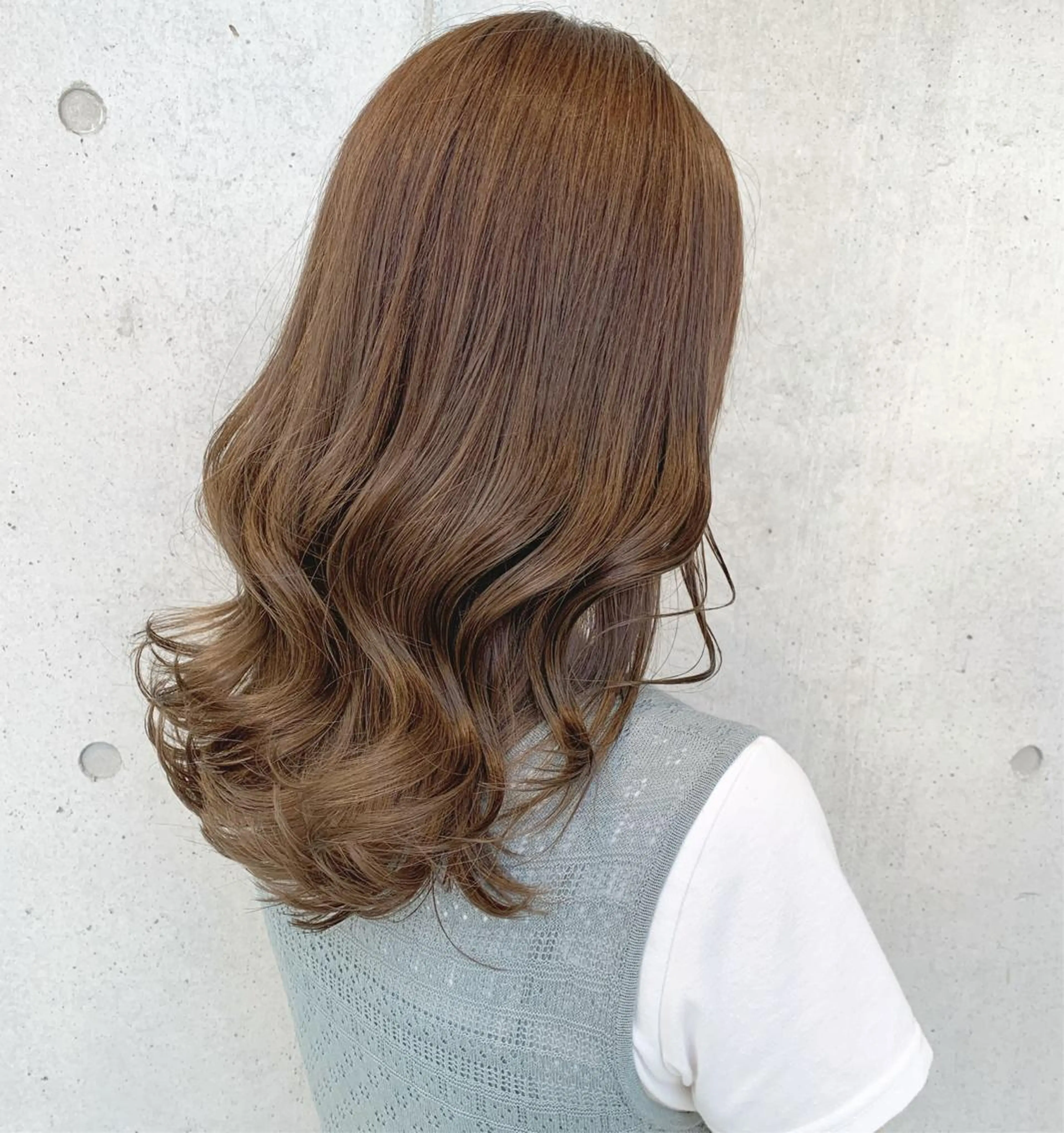 ミディアム カラー カット ヘアカラー トリートメント ヘッドスパ ヘアセット 透明感/オリーブ/ グレージュ/YUKAのヘアスタイル