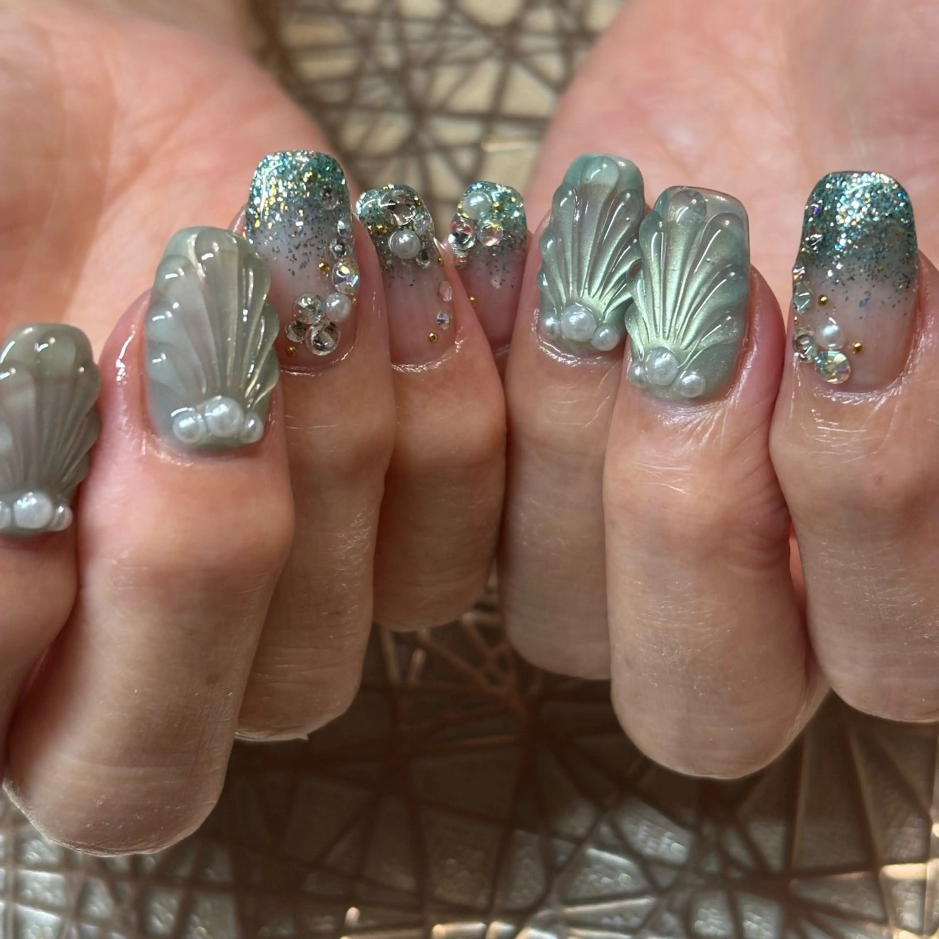 ネイル MiRanda Nail所属・MiRanda 保坂 舞のネイルデザイン