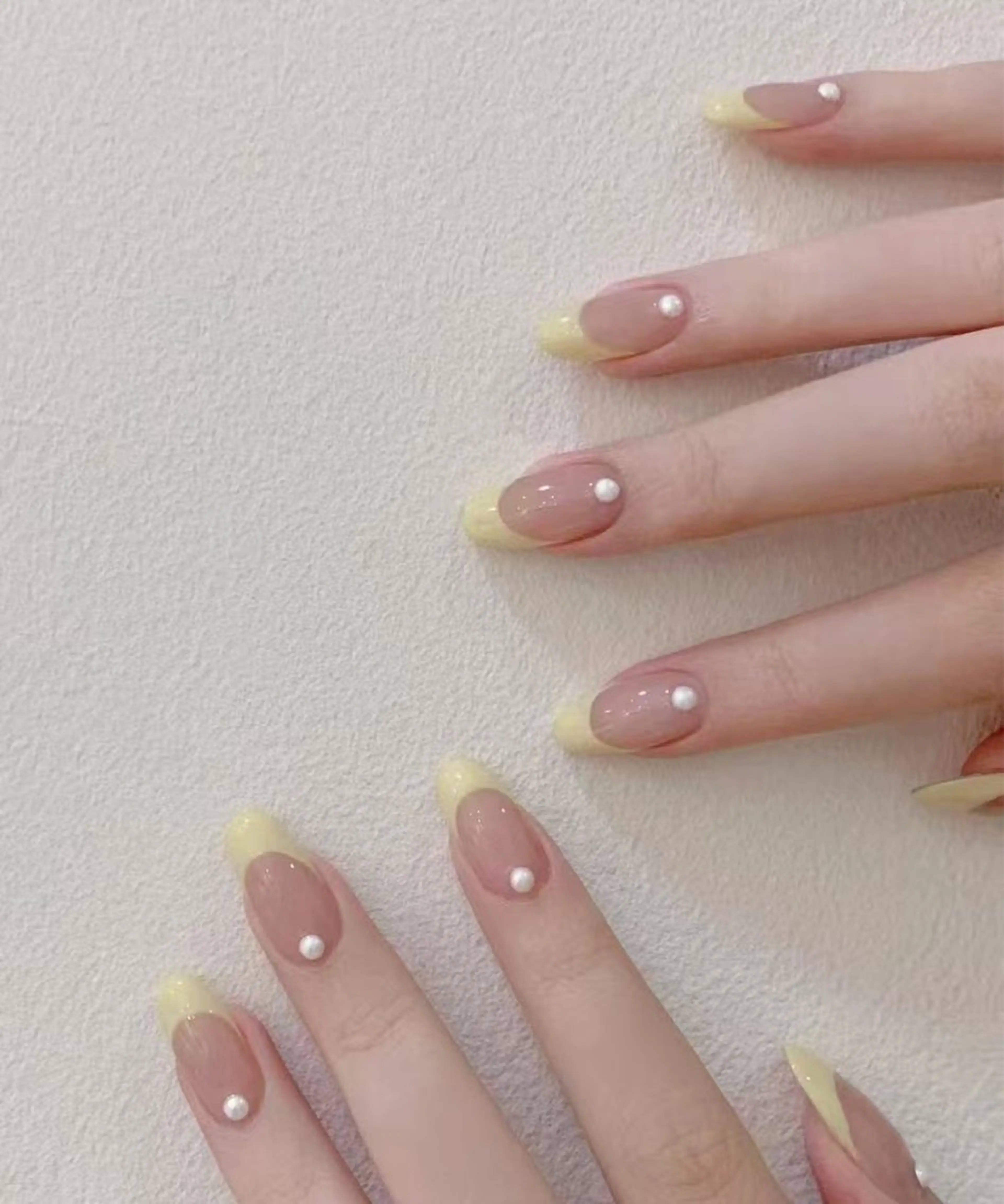 ネイル オーロラネイル フラワーネイル フットネイル フレンチネイル ジェルネイル ハンドネイル BabyYouMi ねねのネイルデザイン