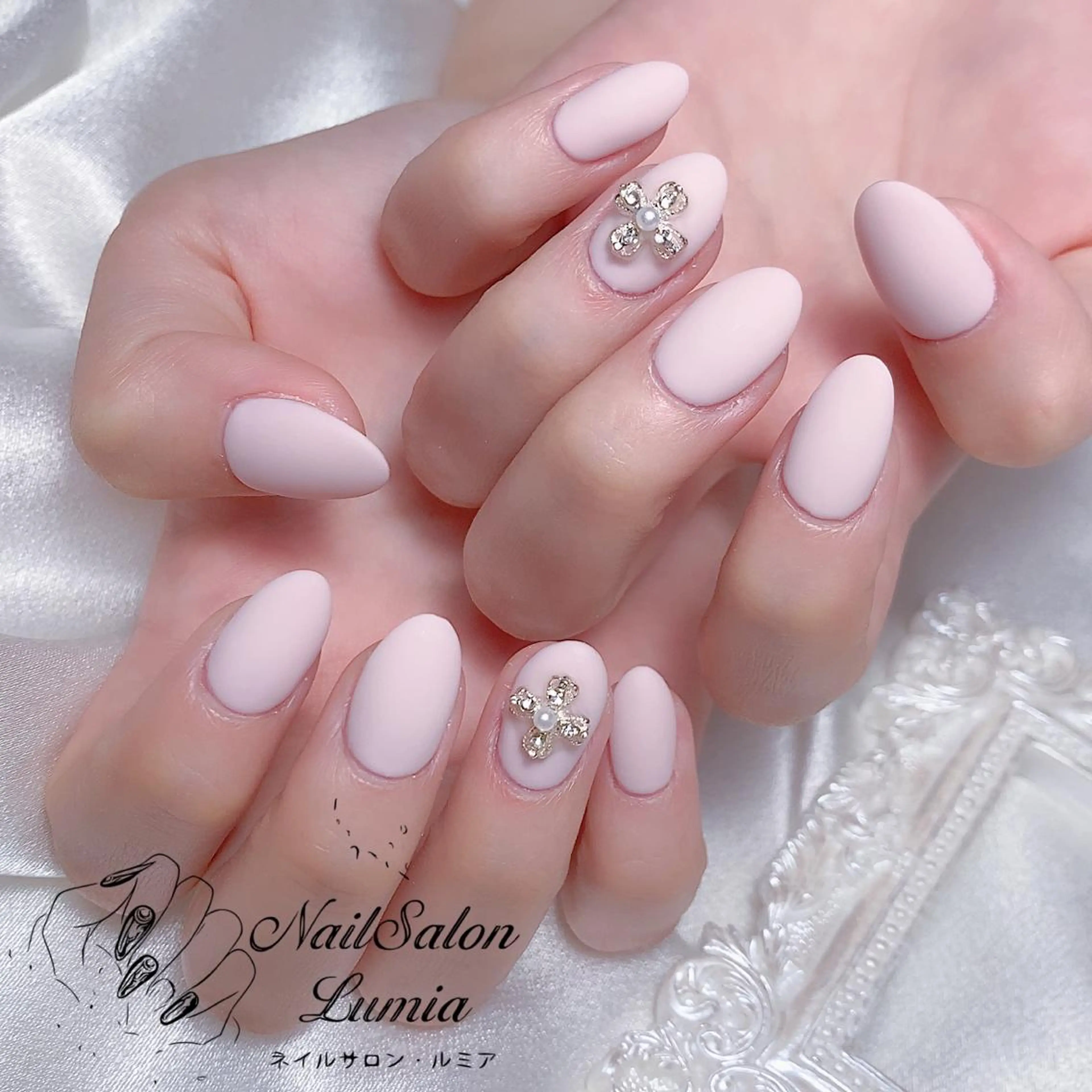 ネイル マットネイル ハンドネイル ネイルサロン ルミア Lumia 店長のネイルデザイン