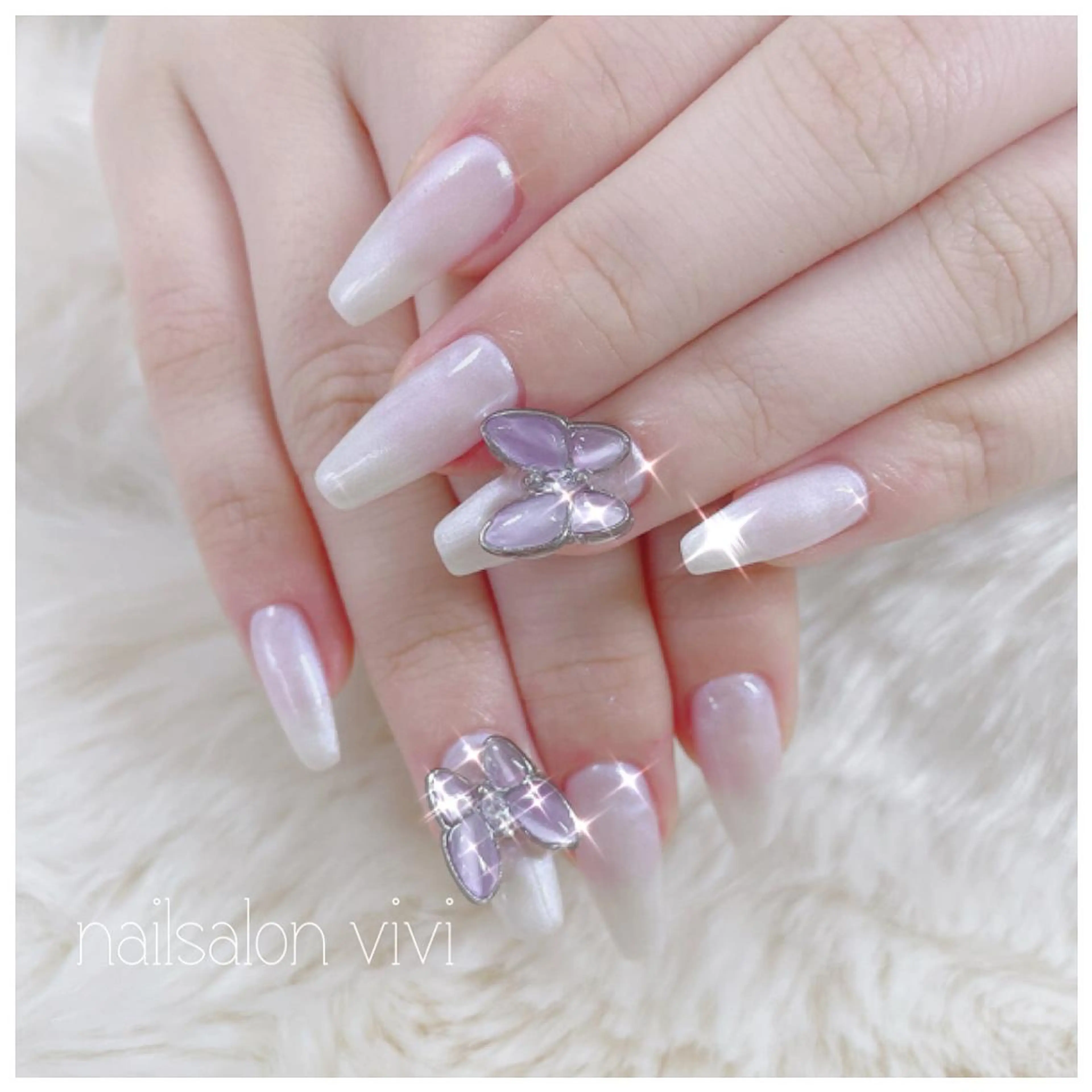 ネイル ＶＩＶＩ nailsalonのネイルデザイン