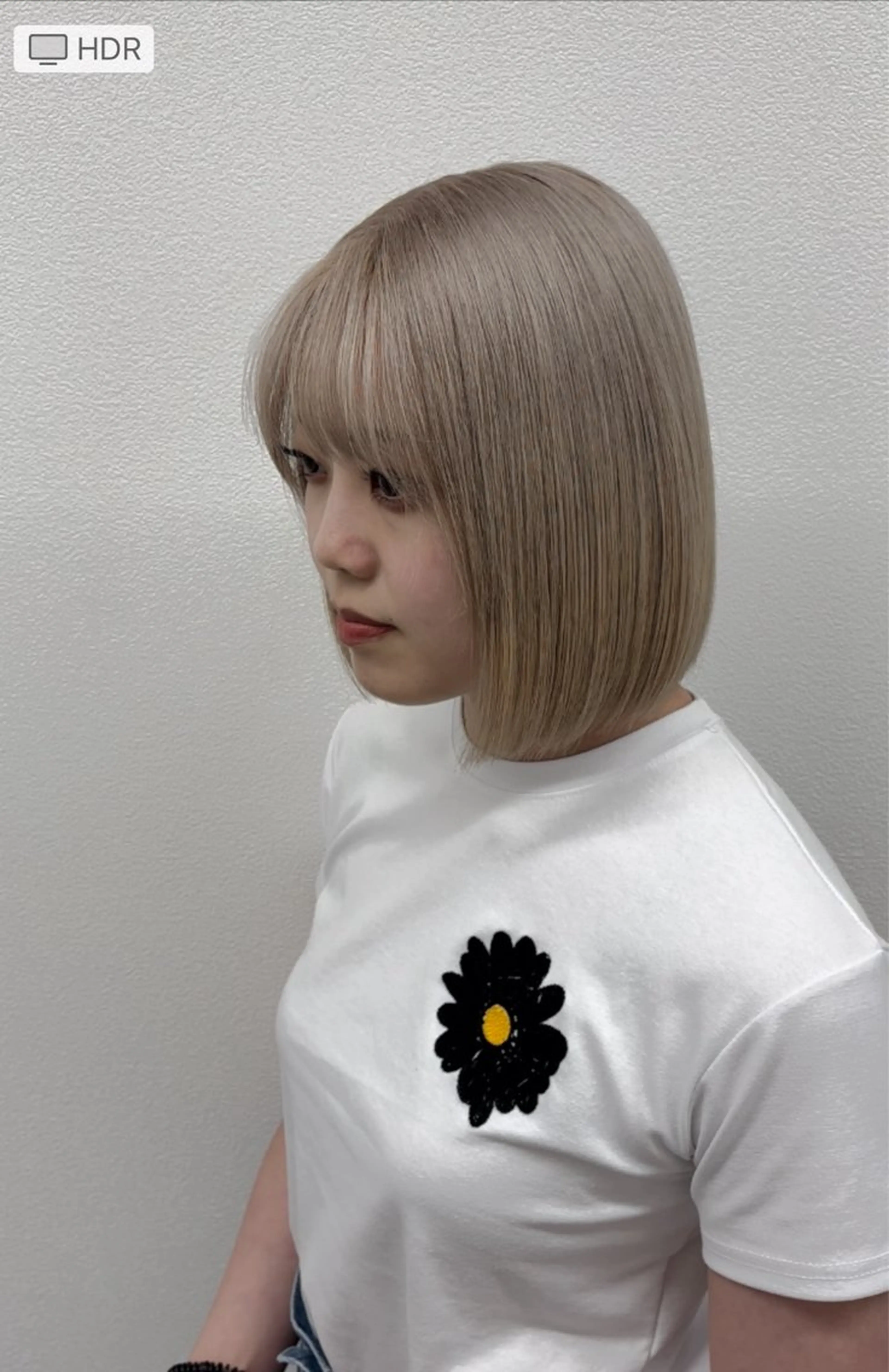 ミディアム カラー モテ髪💕ハイトーン ベージュ yuriaのヘアスタイル